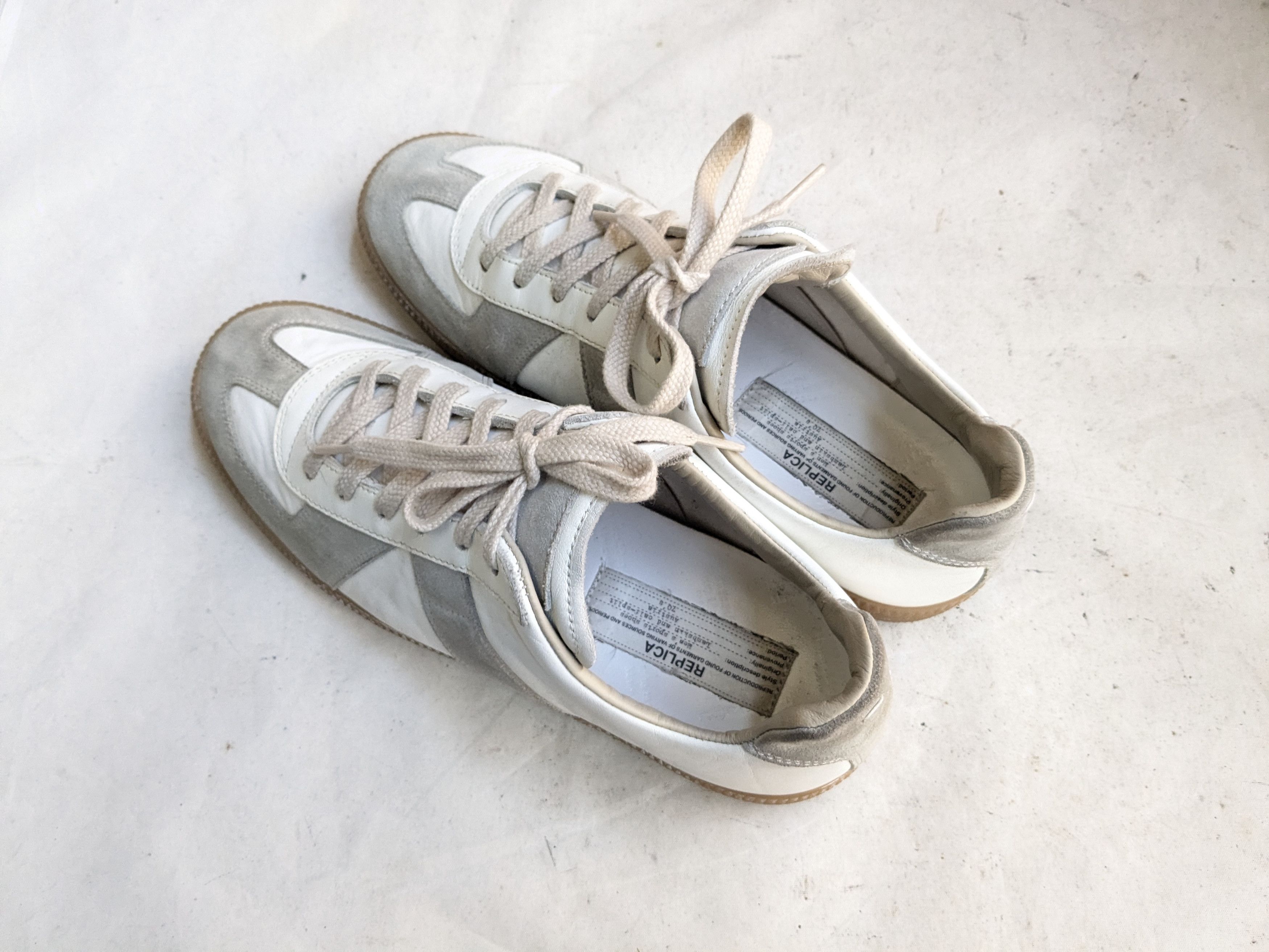 Maison Margiela Maison Margiela GAT Replicas 9 42 White Gray Painted Size US 9 / EU 42 - 12 Thumbnail