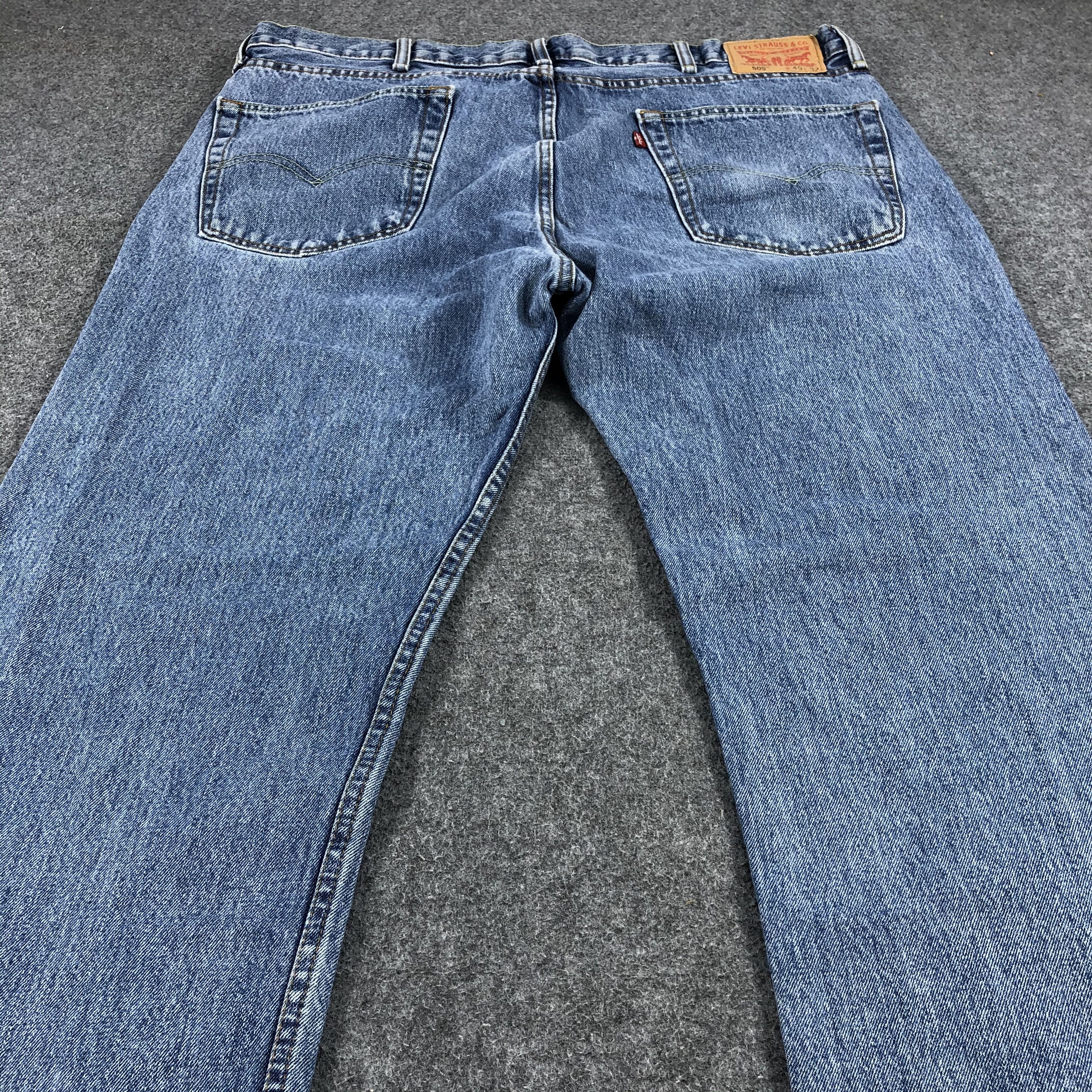 Vintage Levis 505 Jeans Blue Wash Denim-J1117