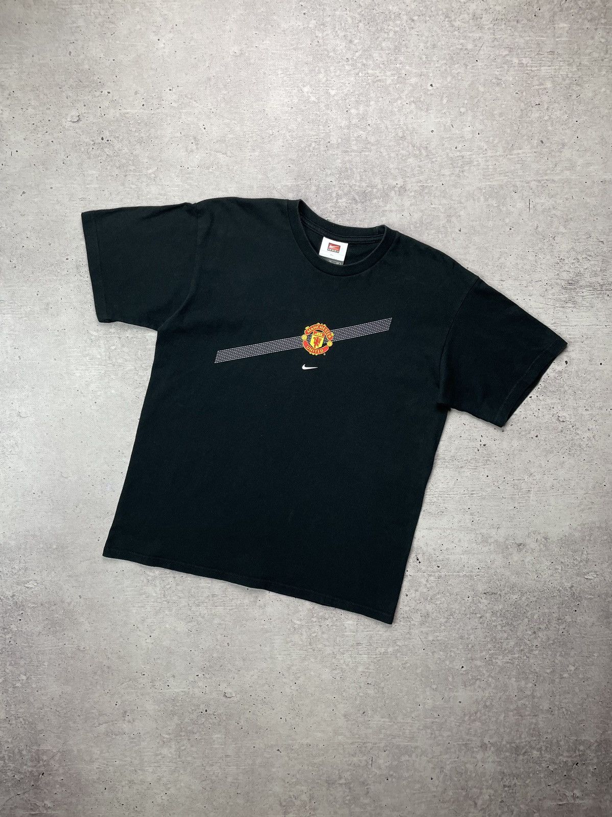 Nike × Vintage Vintage Manchester United Nike Tshirt Size US M / EU 48-50 / 2 - 1 Thumbnail
