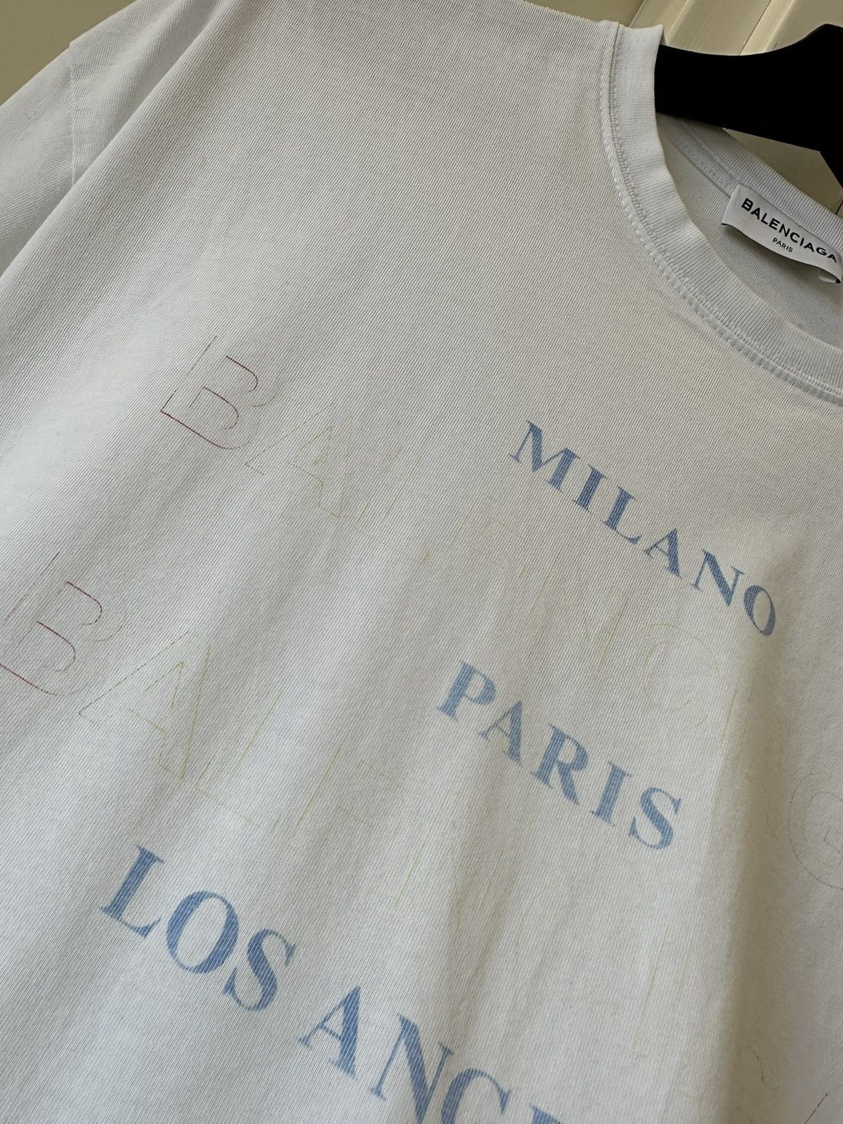 Balenciaga Balenciaga Paris T-shirt Size US S / EU 44-46 / 1 - 3 Thumbnail