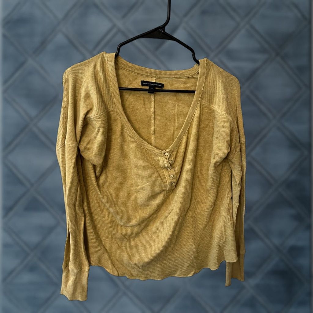 American Eagle Outfitters VINTAGE American Eagle Womens S Yellow Button-Up Long Sleeve Henley Thermal Knit Shirt Size S / US 4 / IT 40 - 1 Thumbnail
