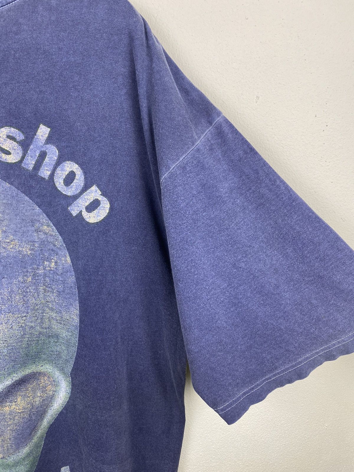 Alien Workshop Rare! Vintage 90s ALIEN WORKSHOP Ripoff NBA Sunfaded Tee Size US XL / EU 56 / 4 - 9 Thumbnail