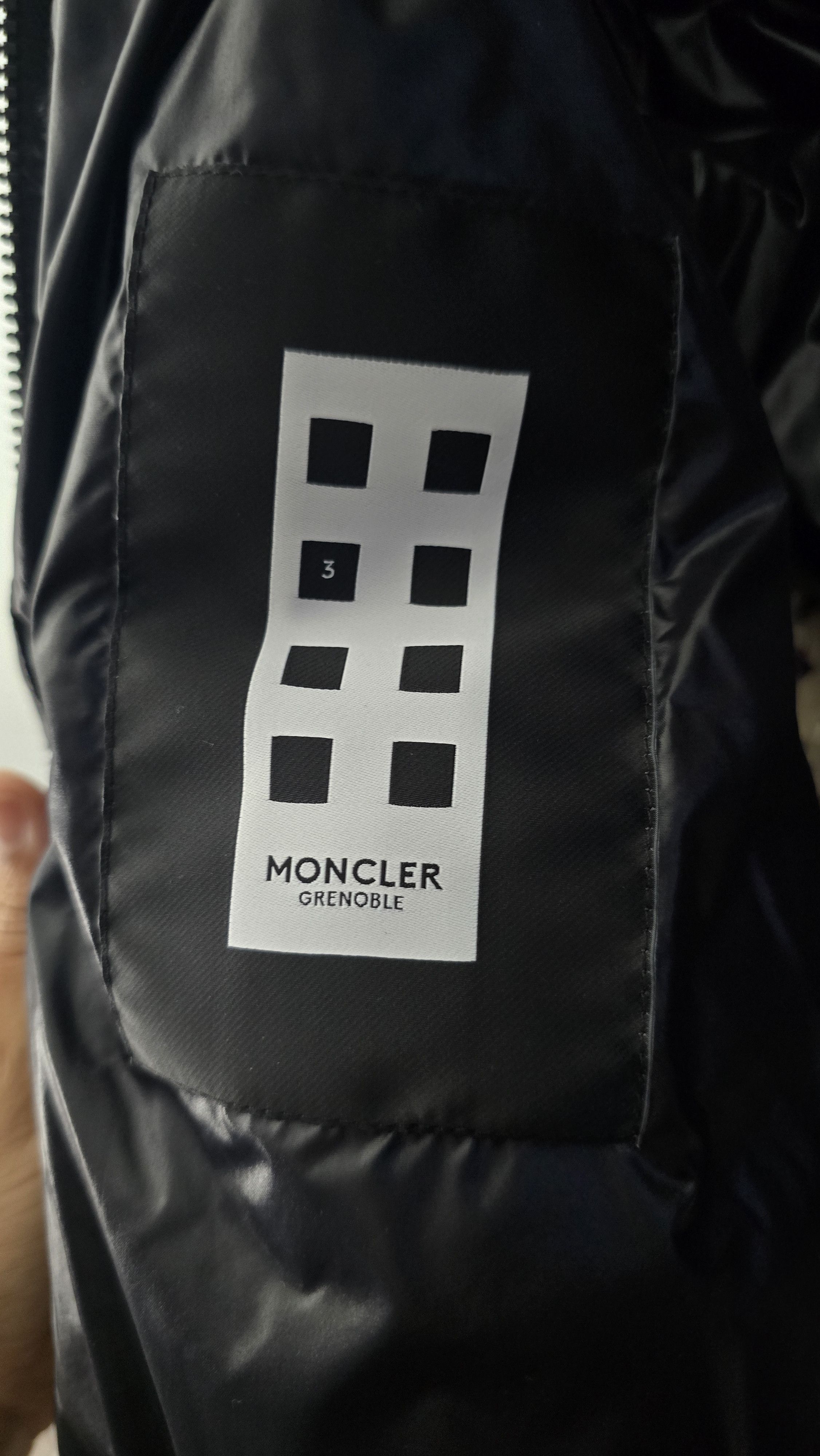 Moncler Grenoble Moncler Genius 3 Grenoble White Mazodo Down Jacket Sz 3. Size US L / EU 52-54 / 3 - 13 Thumbnail
