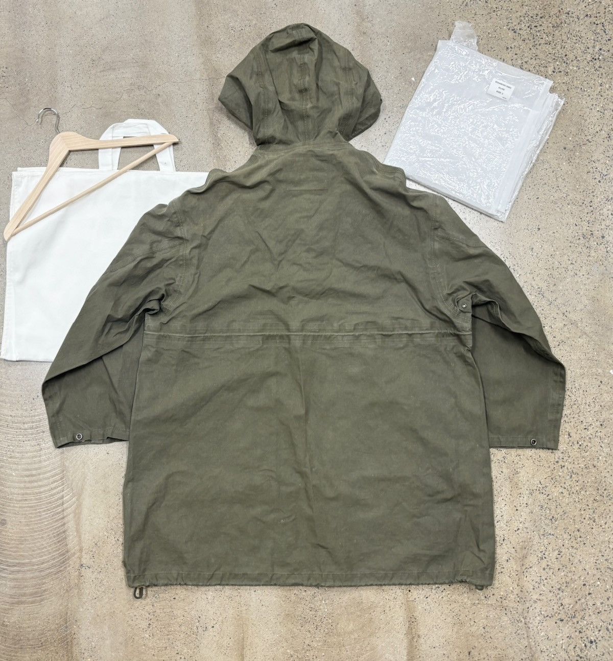 Visvim VISVIM 24aw Contrary Dept CHINOOK PONCHO 3L DMGD Size US M / EU 48-50 / 2 - 11 Thumbnail