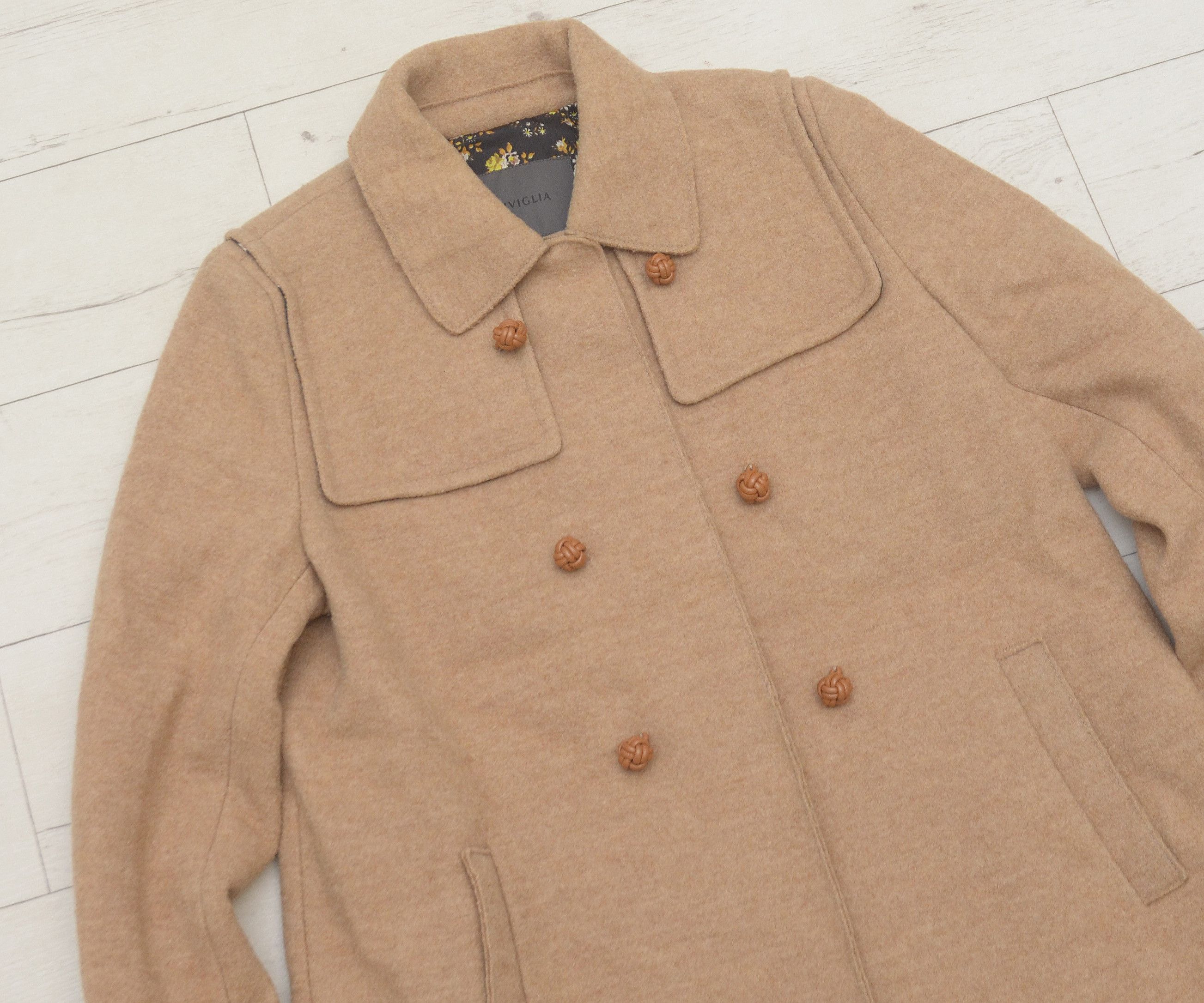 Siviglia Luxury Siviglia italy sz 40 wool Pea Coat Beige Size S / US 4 / IT 40 - 2 Thumbnail