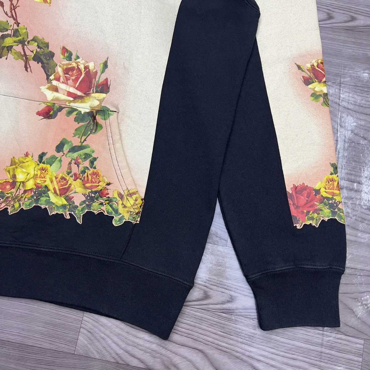 Jean Paul Gaultier × Supreme Supreme x Jean Paul Gaultier Floral Print Hooded Sweatshirt Size US M / EU 48-50 / 2 - 14 Thumbnail