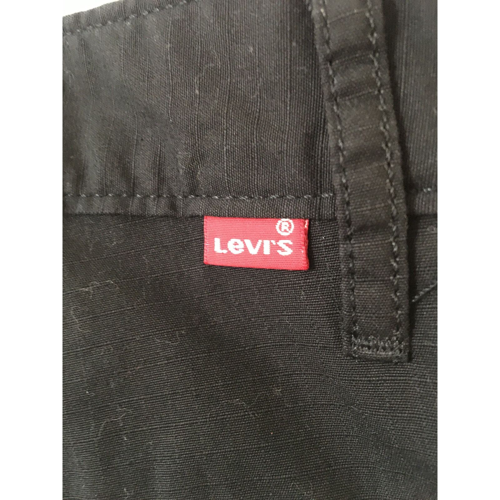 Levi's NWOT Levi's Two Horse Brand Waterless 38 Black Cargo Shorts Size US 38 / EU 54 - 3 Thumbnail