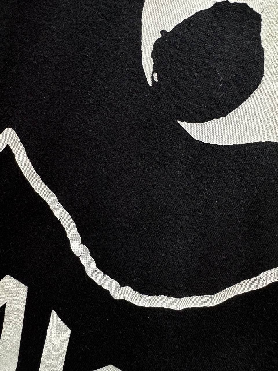 Comme des Garcons PLAY PLAY COMME des GARCONS GRAPHIC LOGO PRINT TEE Size US M / EU 48-50 / 2 - 4 Thumbnail
