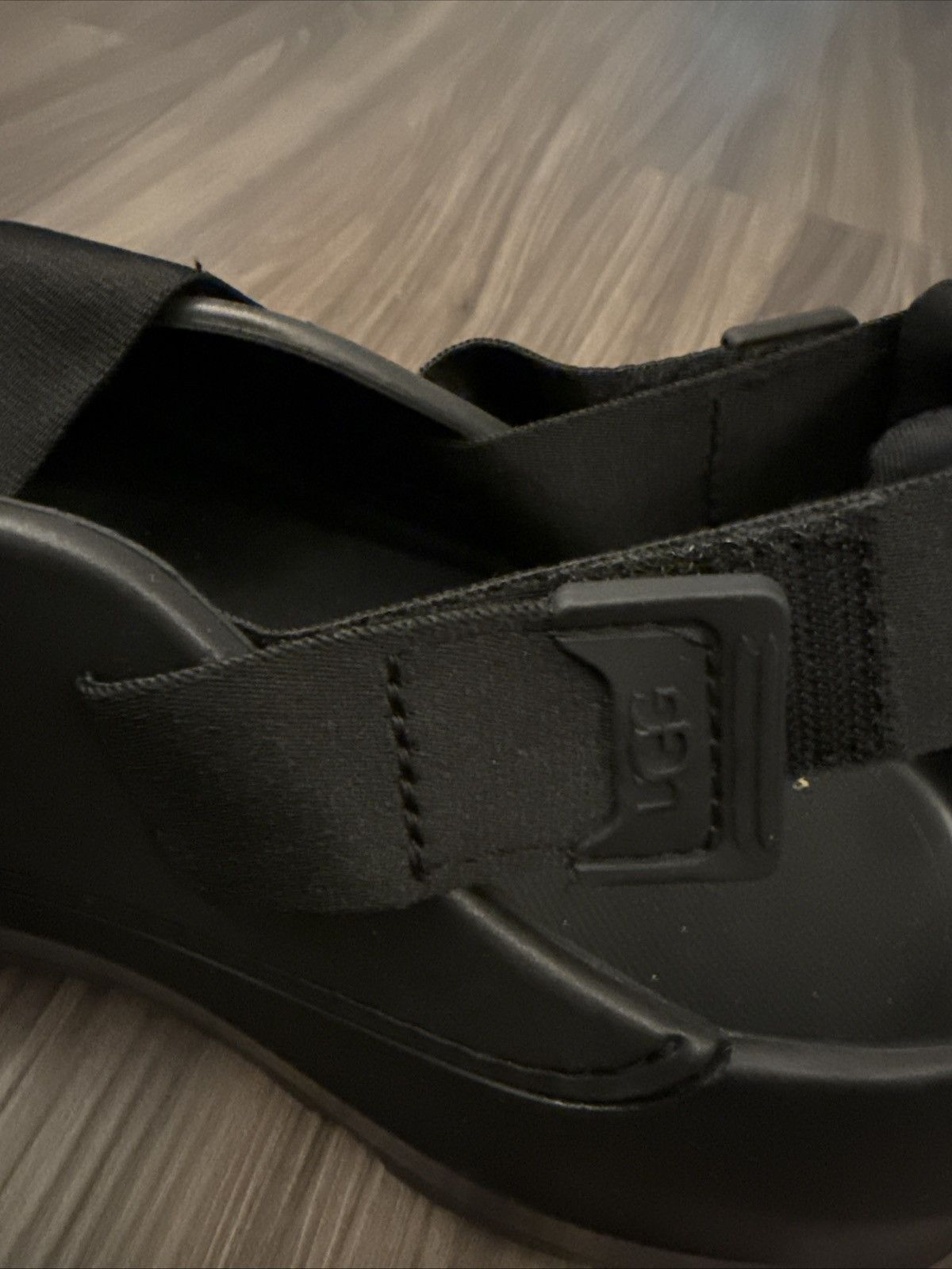 Ugg UGG M Stratus Sandals Black Size 13 | Adjustable Straps Size US 13 / EU 46 - 10 Thumbnail