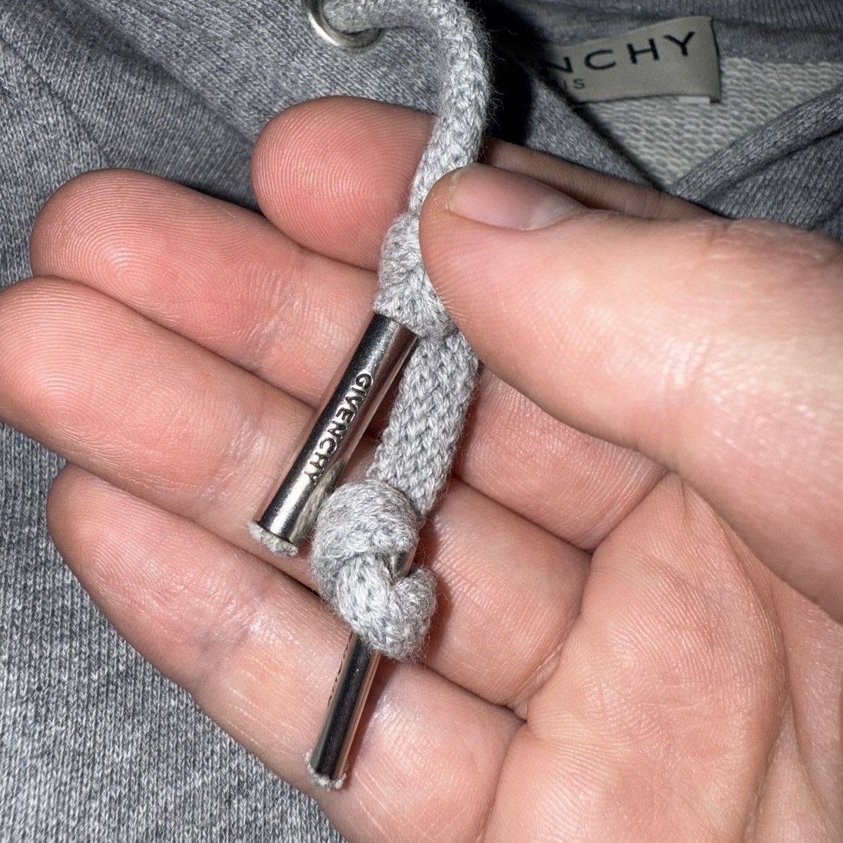 Givenchy Givenchy Paris size M hooded sweatshirt silver embossed Size US M / EU 48-50 / 2 - 3 Thumbnail
