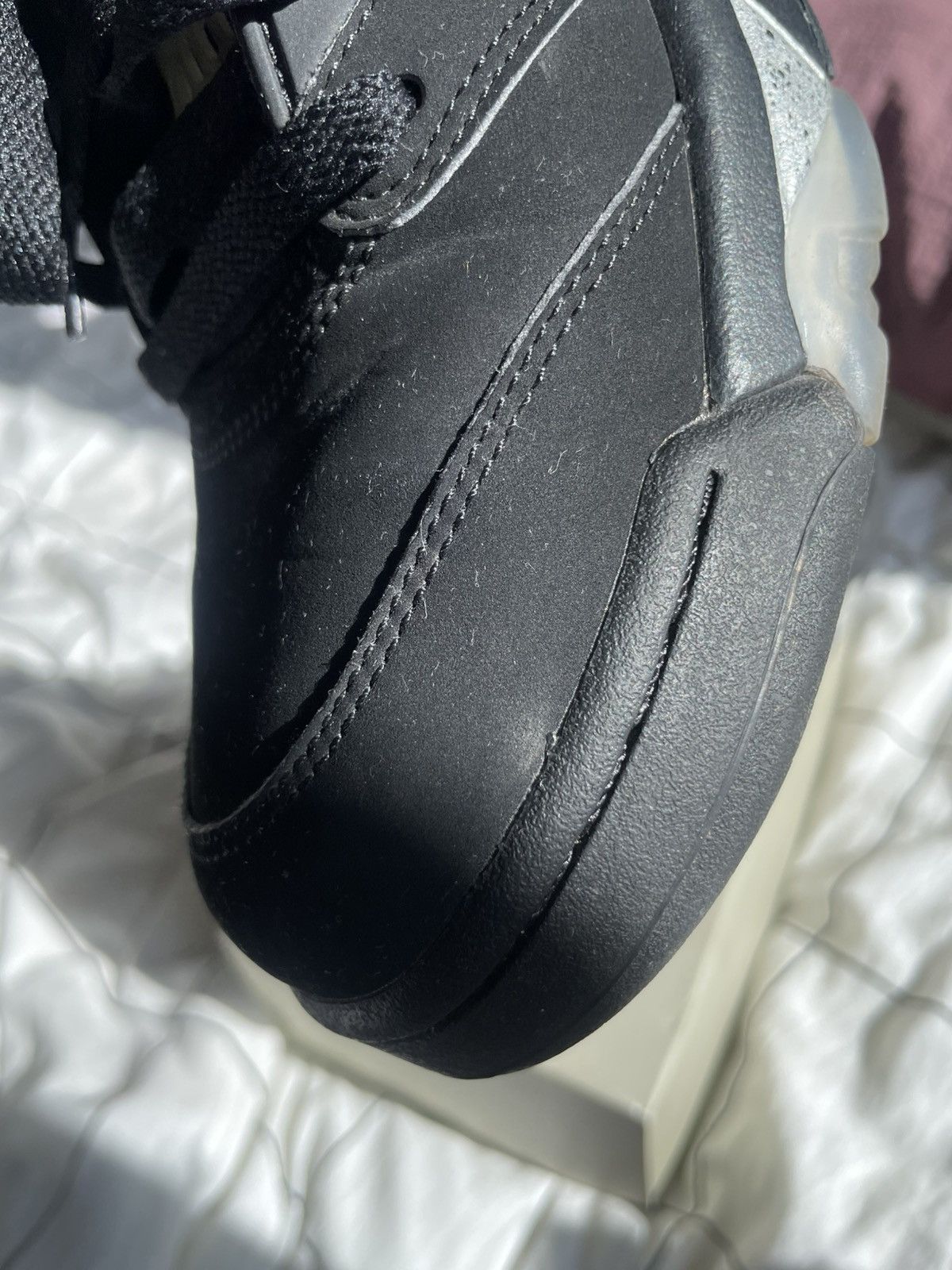 Jordan Brand Jordan 5 Black Metallic 2016 Size US 12 / EU 45 - 4 Thumbnail