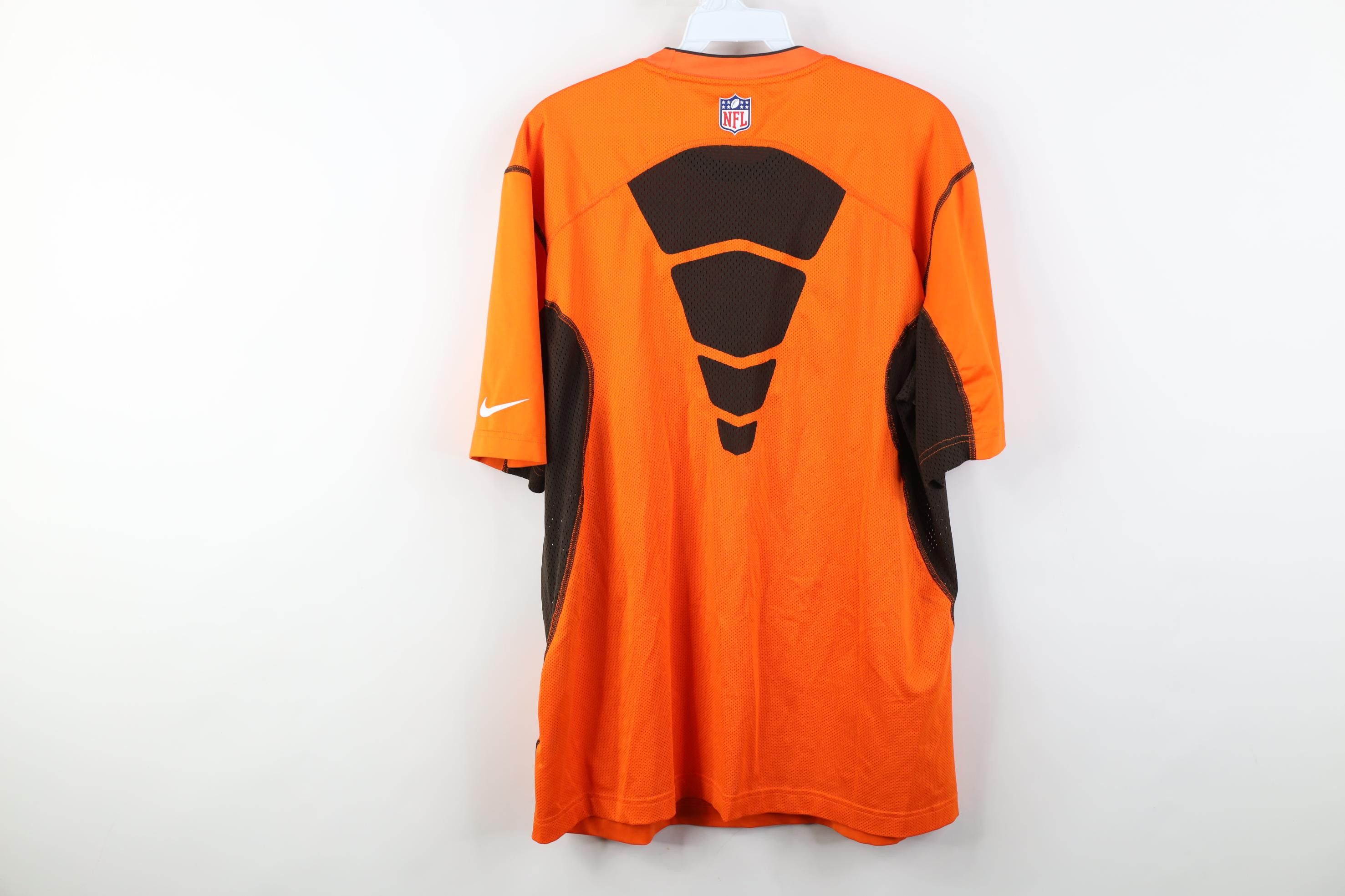 Nike Nike NFL On Field Fit Cleveland Browns Football T-Shirt Size US L / EU 52-54 / 3 - 13 Thumbnail