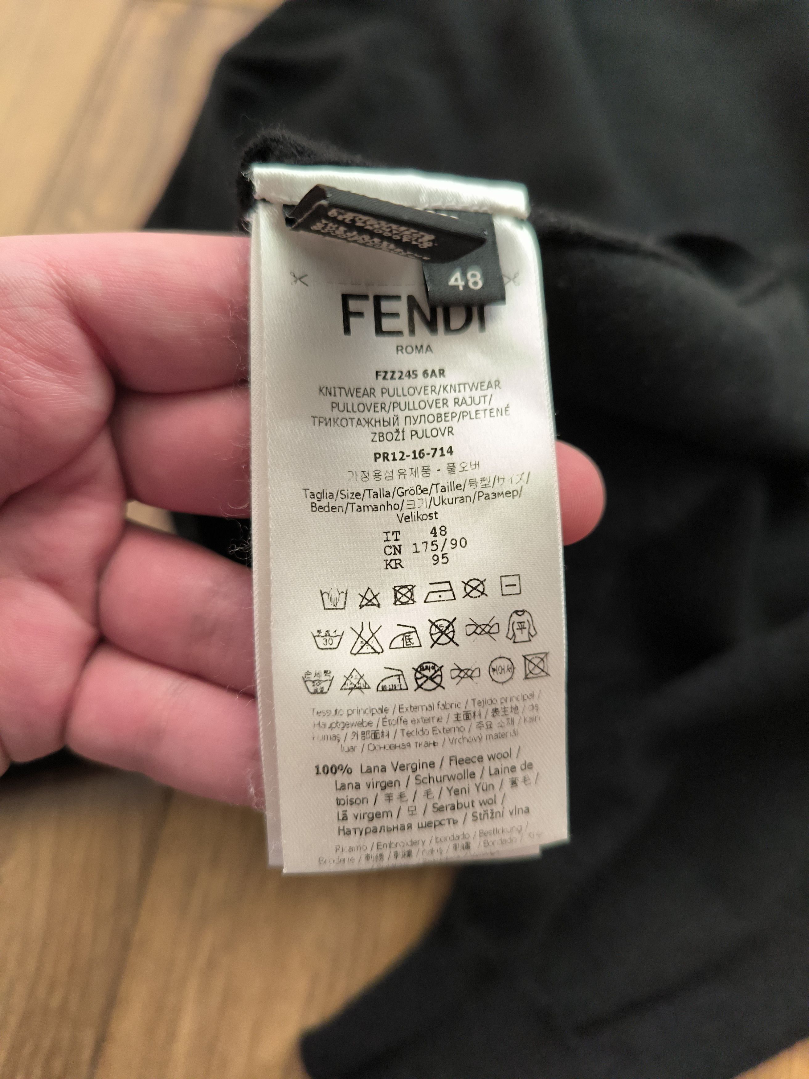 Fendi Fendi Wool Pull, size 48 IT, very good condition Size US M / EU 48-50 / 2 - 7 Thumbnail