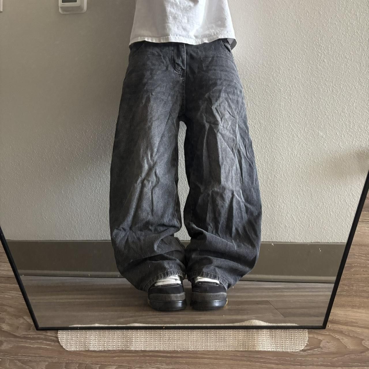 Japanese Brand Crazy Vintage Y2K/2000s Baggy Faded Black Skater Style Denim Jeans! 32x27 Size US 32 / EU 48 - 1 Thumbnail