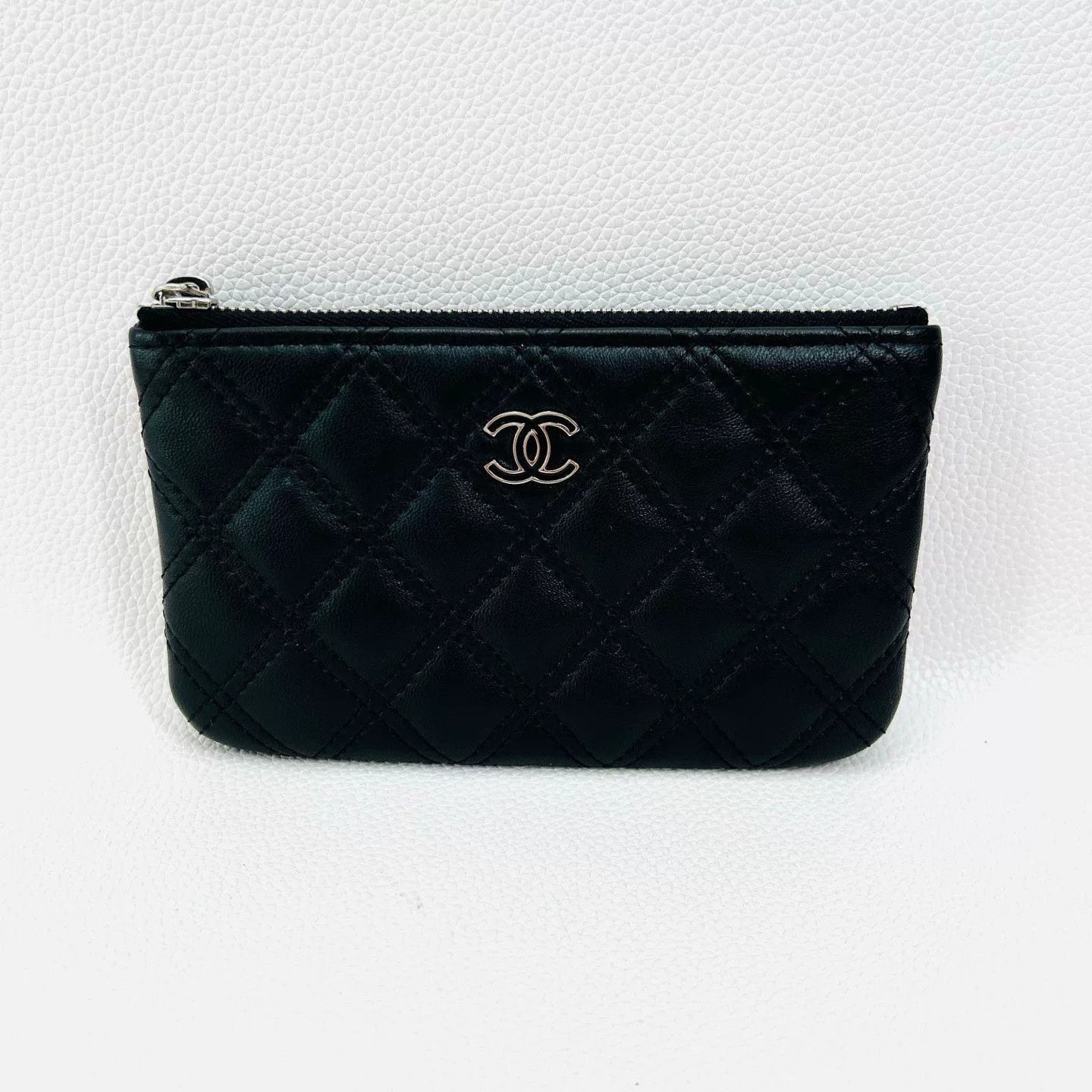 Chanel Pre-loved Bag Very good condition Size ONE SIZE - 1 Thumbnail
