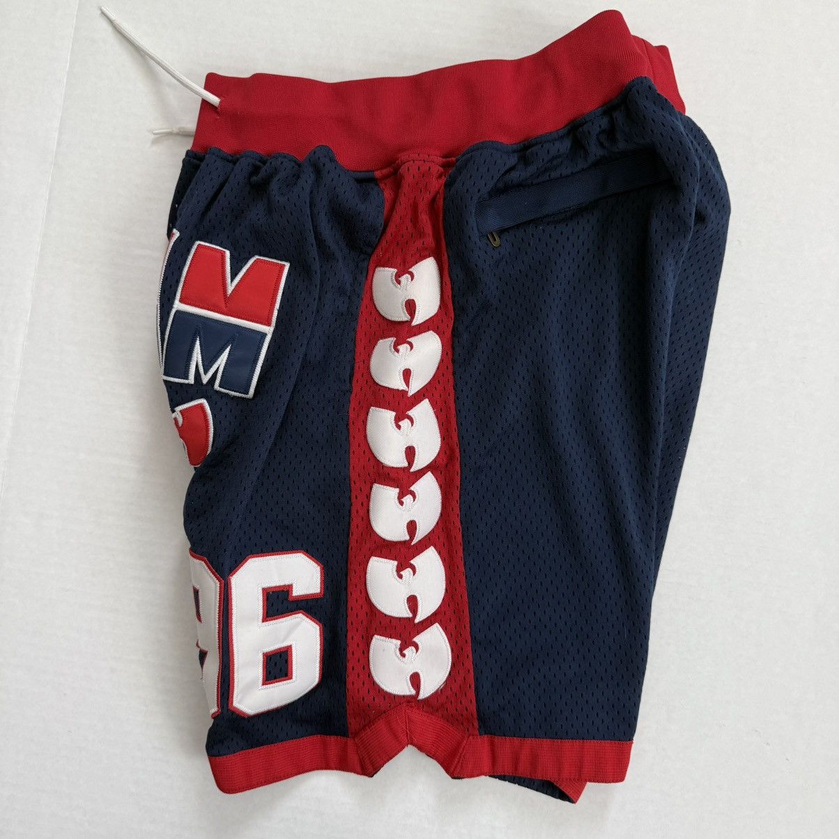 Wu-Tang Clan 🔴Wu-Tang Shorts Size XS CREAM TEAM Rare Raekwon Gza Size US 28 / EU 44 - 6 Thumbnail