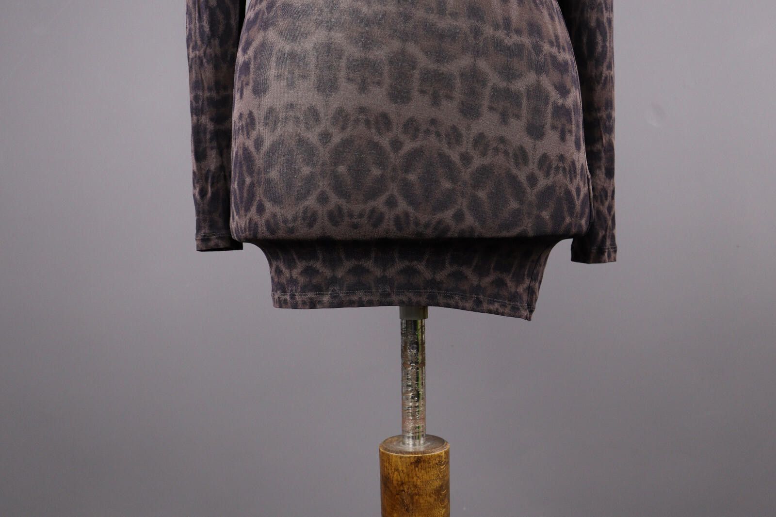Designer Ladies Marc Cain Leopard Print Night T-Shirt Dress Size 1 Size M / US 6-8 / IT 42-44 - 4 Thumbnail