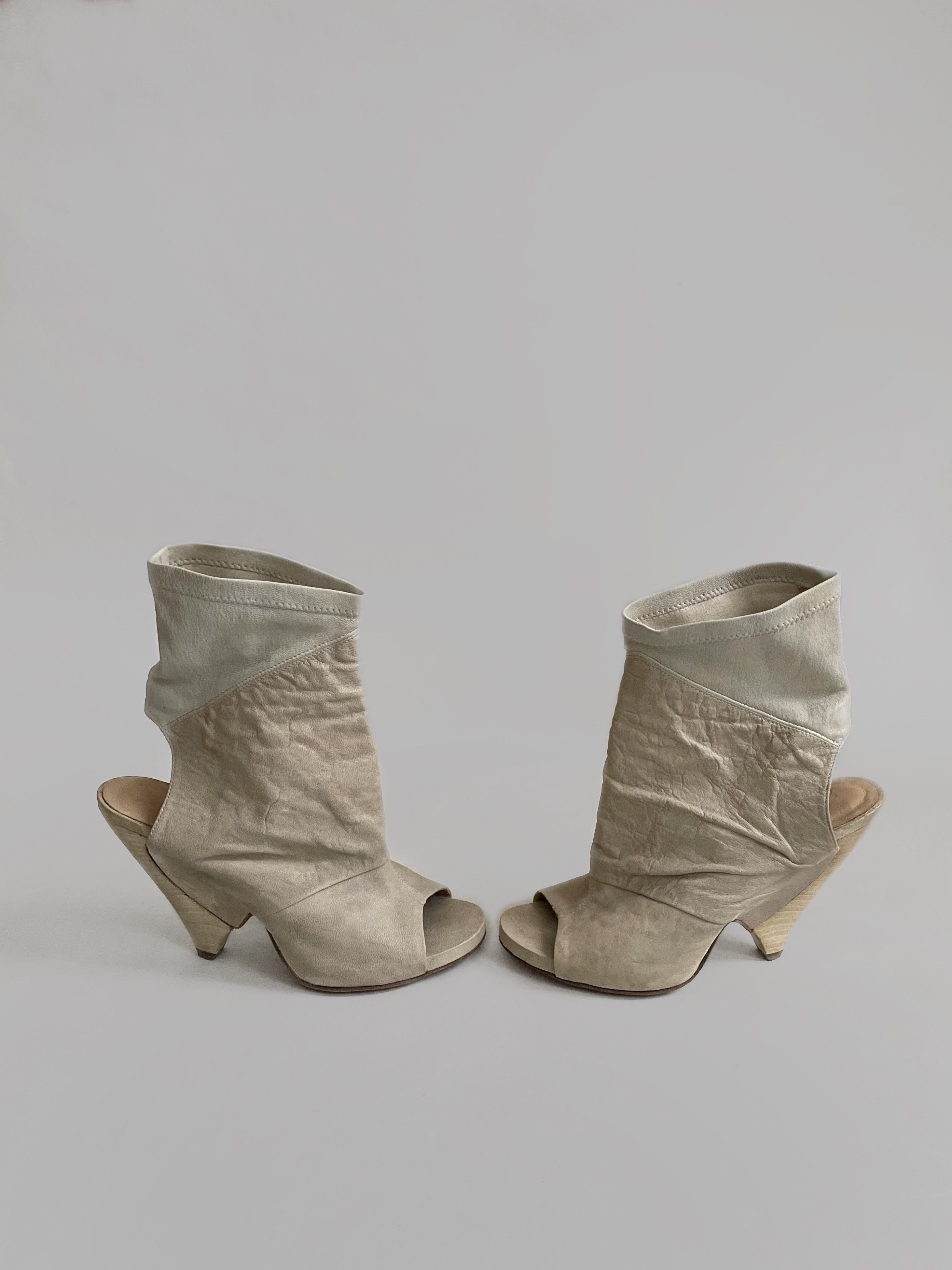 Cinzia Araia Vintage Cinzia Aria Avant-garde leather platform shoes Size US 6.5 / IT 36.5 - 10 Thumbnail
