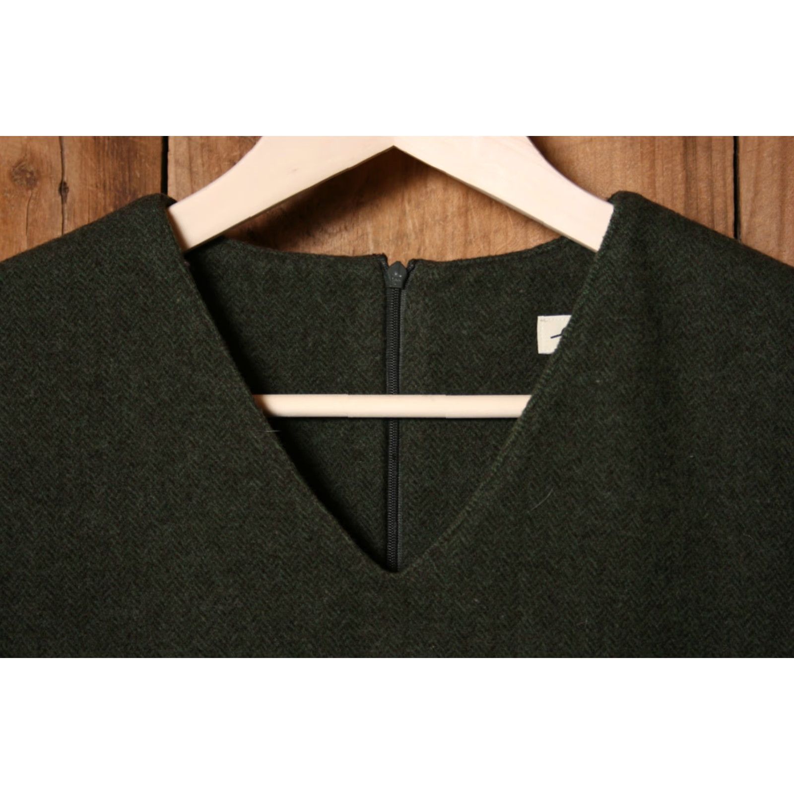 Eddie Bauer VINTAGE Eddie Bauer Green Herringbone Wool Blend Sleeveless Dress Sz. 10 Dress Size L / US 10 / IT 46 - 2 Thumbnail