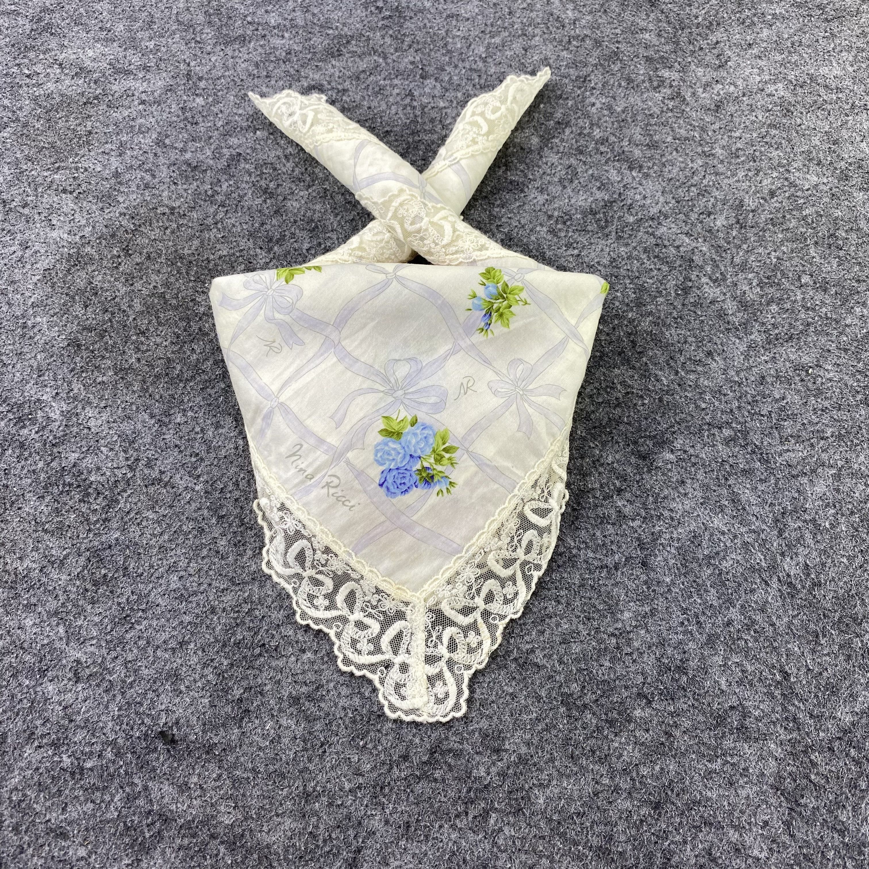 Nina Ricci Nina Ricci Handkerchief / Bandana / Neckerchief-B1104 Size ONE SIZE - 2 Thumbnail
