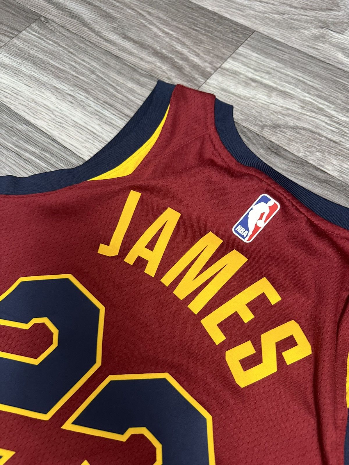Nike Nike NBA Cleveland Cavaliers James 23 Swingman size M hype Size US M / EU 48-50 / 2 - 5 Thumbnail