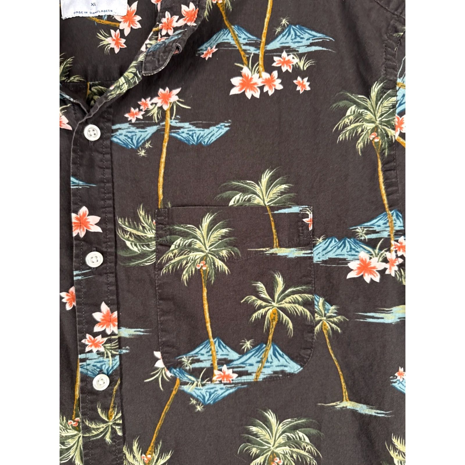 Old Navy VINTAGE Old Navy Shirt Men XL Black Floral Button-Up Cotton Blend Hawaiian Size US XL / EU 56 / 4 - 6 Thumbnail