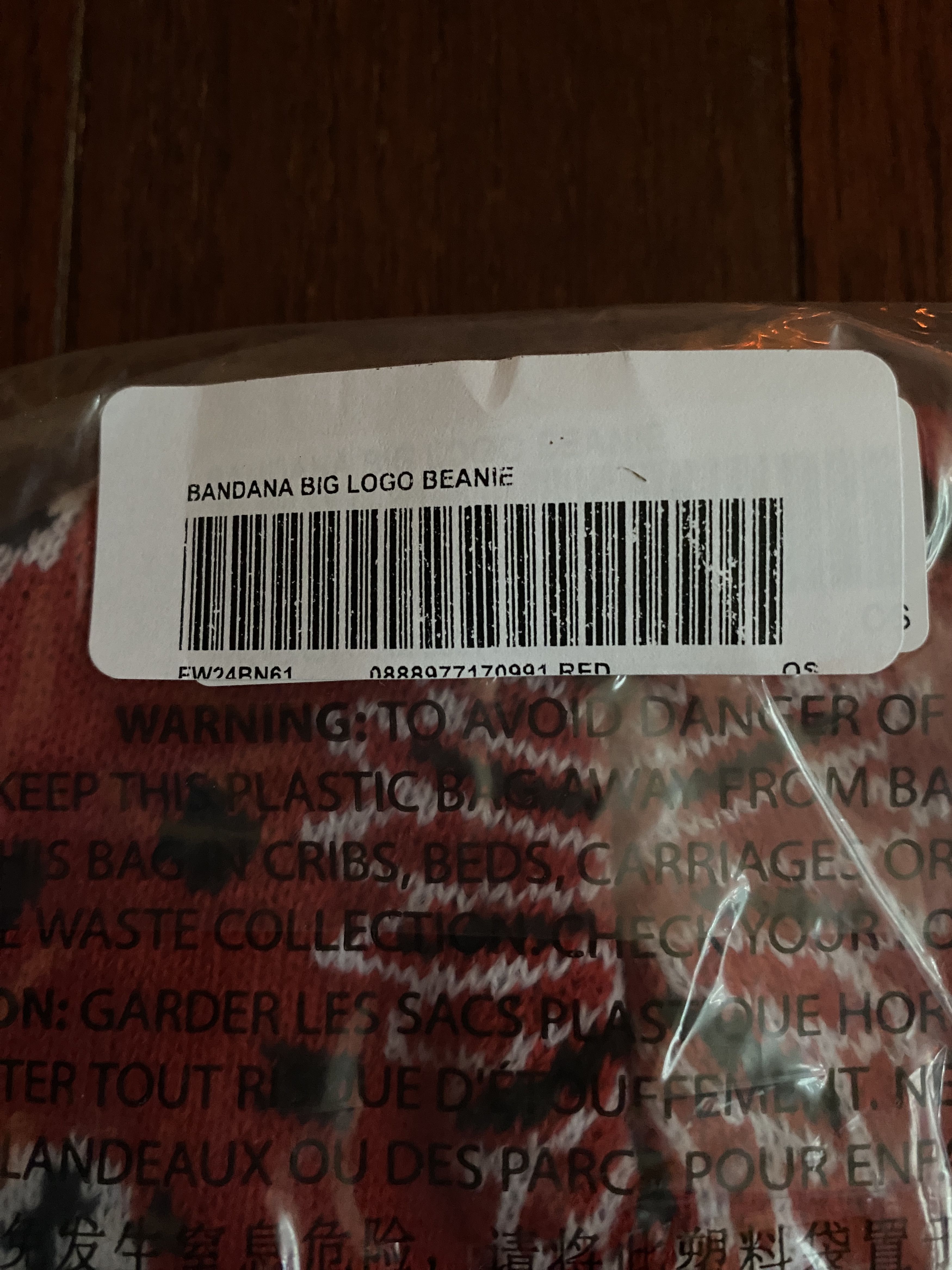 Supreme Big Logo Beanie Red Bandana FW24 Size ONE SIZE - 3 Thumbnail