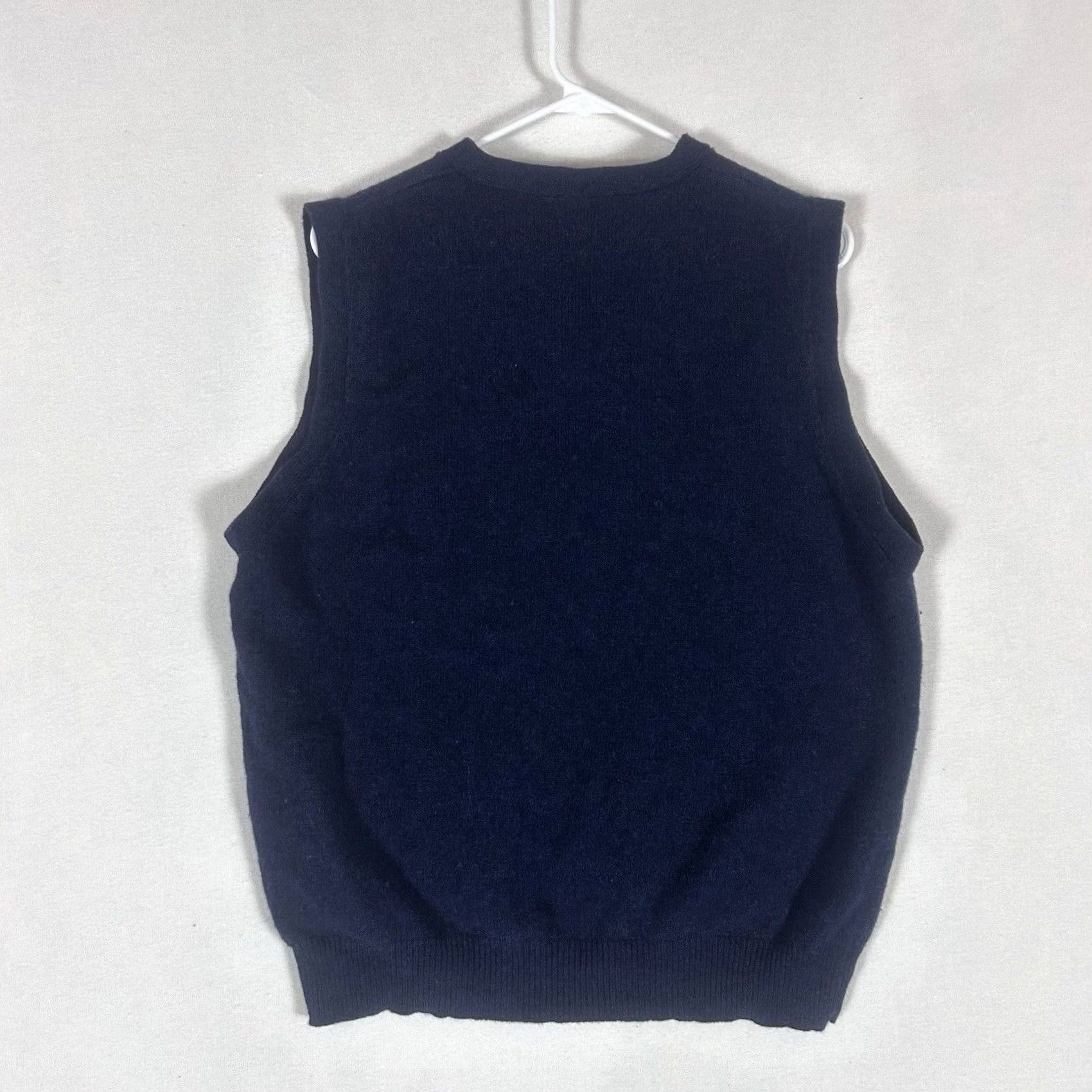 Gap VINTAGE Gap 100% Lambswool Golf Sweater Vest Mens L Blue V-Neck Casual Sold by Gap Size US L / EU 52-54 / 3 - 6 Thumbnail