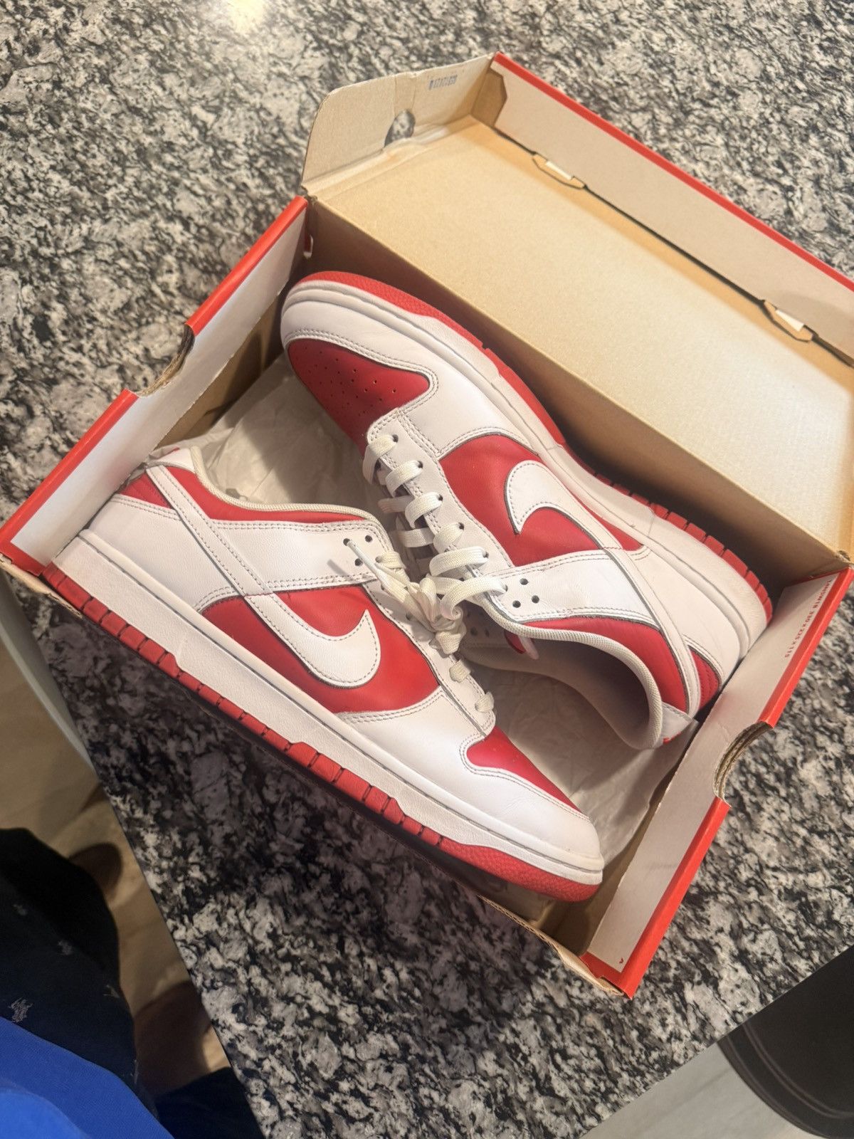 Nike Nike Dunk Low "Championship Red" Size US 12 / EU 45 - 3 Thumbnail