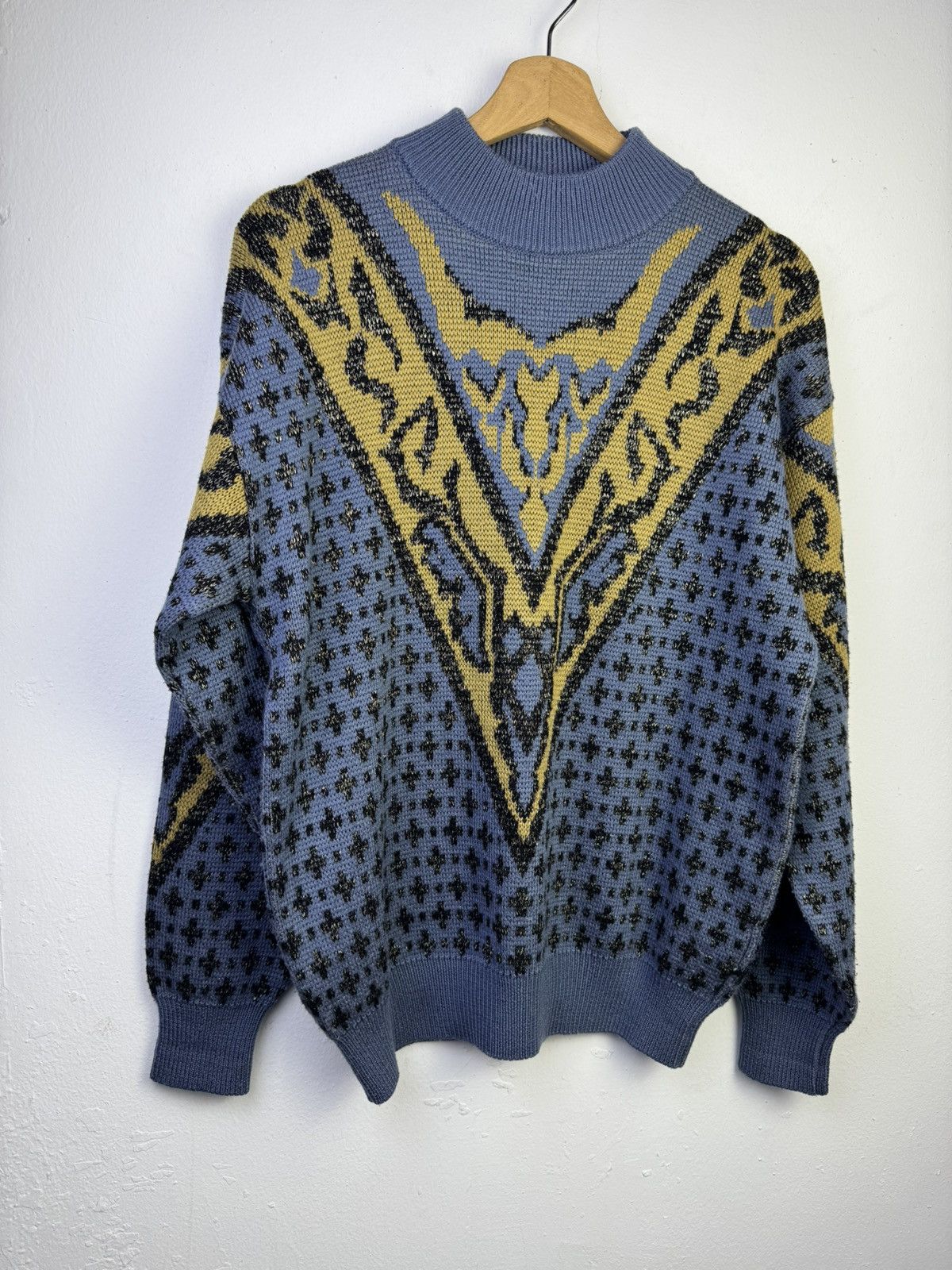 Vintage Vintage Uomo geometric pattern pullover sweater. Size M / US 6-8 / IT 42-44 - 2 Thumbnail