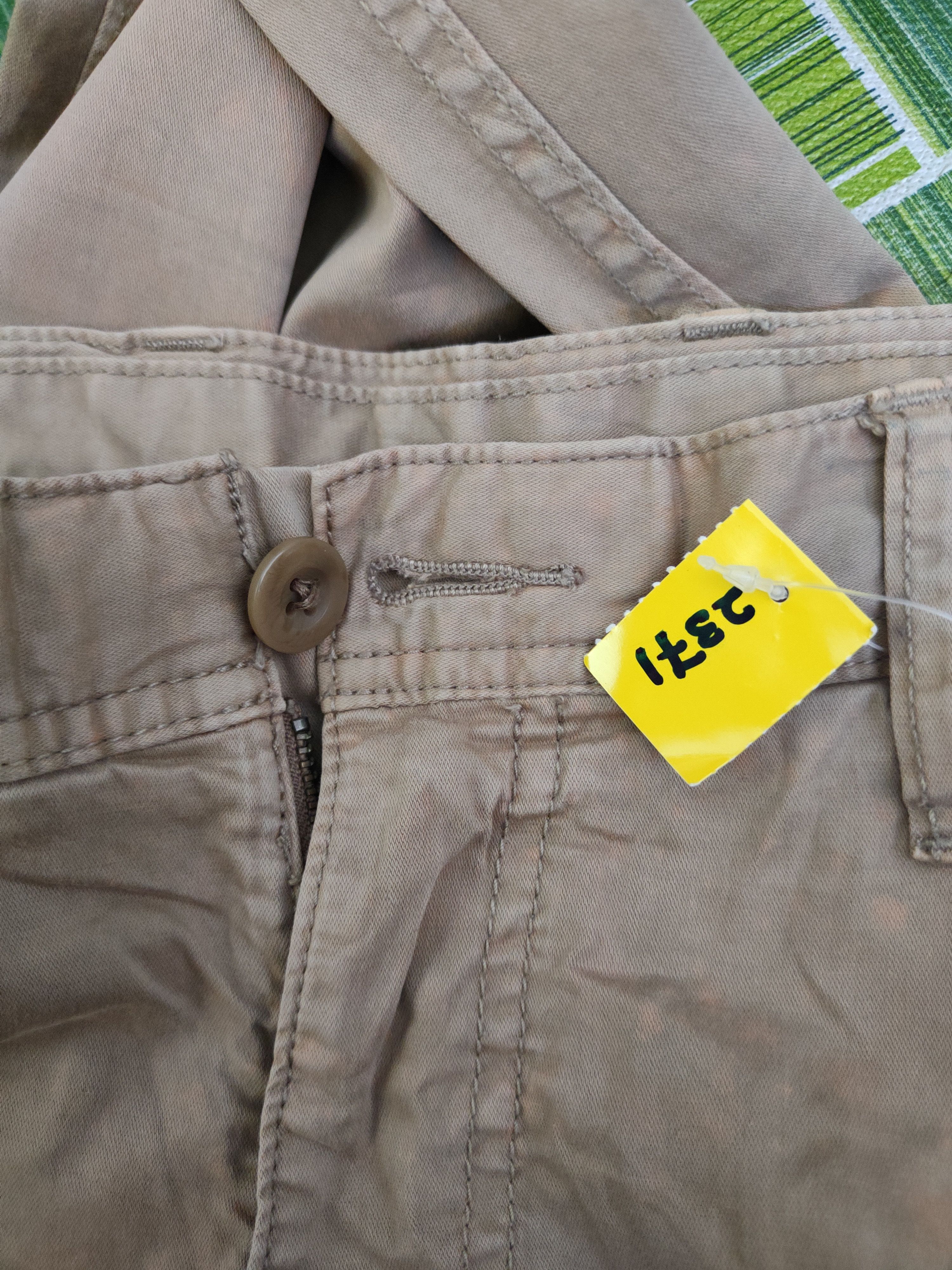Japanese Brand DL Uniqlo Beige Multipocket Cargo Pants #2371 Size US 35 - 15 Thumbnail