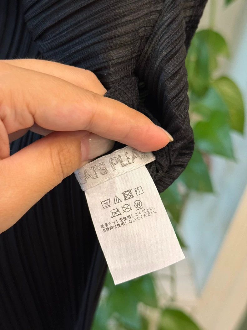 Issey Miyake Issey Miyake size:5 black dress Size XS / US 0-2 / IT 36-38 - 3 Thumbnail