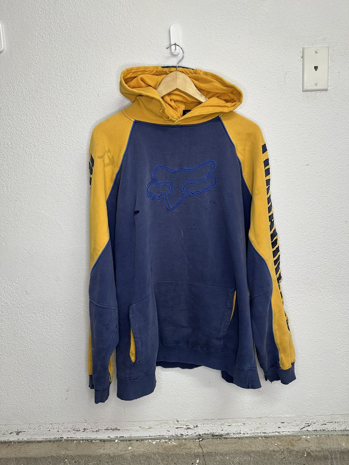 Fox Racing Y2K Fox Racing Distressed Hoodie Size US XL / EU 56 / 4 - 1 Thumbnail