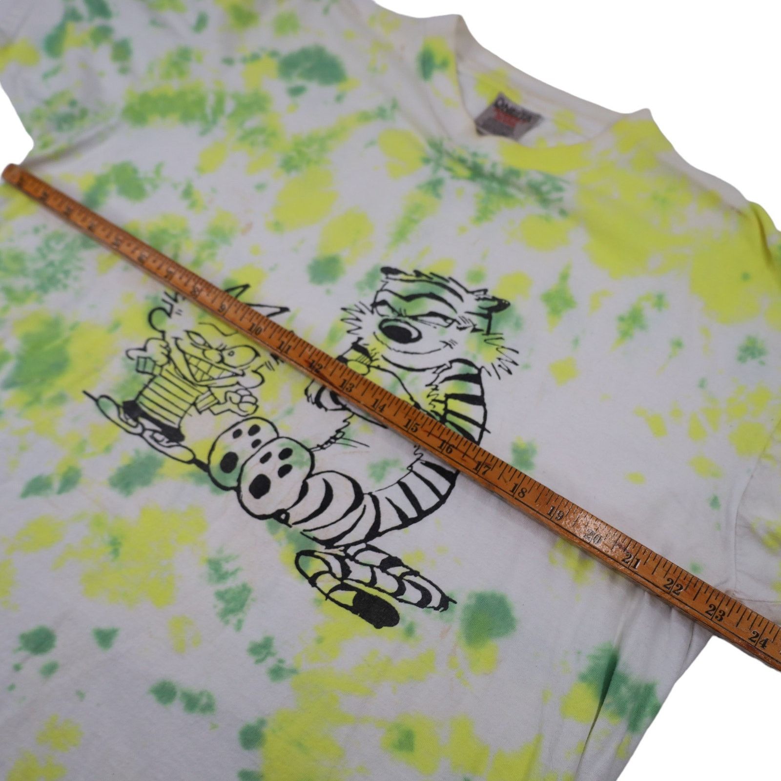 Vintage Vintage Calvin and Hobbes Tie Dye Graphic T Shirt Size US XL / EU 56 / 4 - 6 Thumbnail