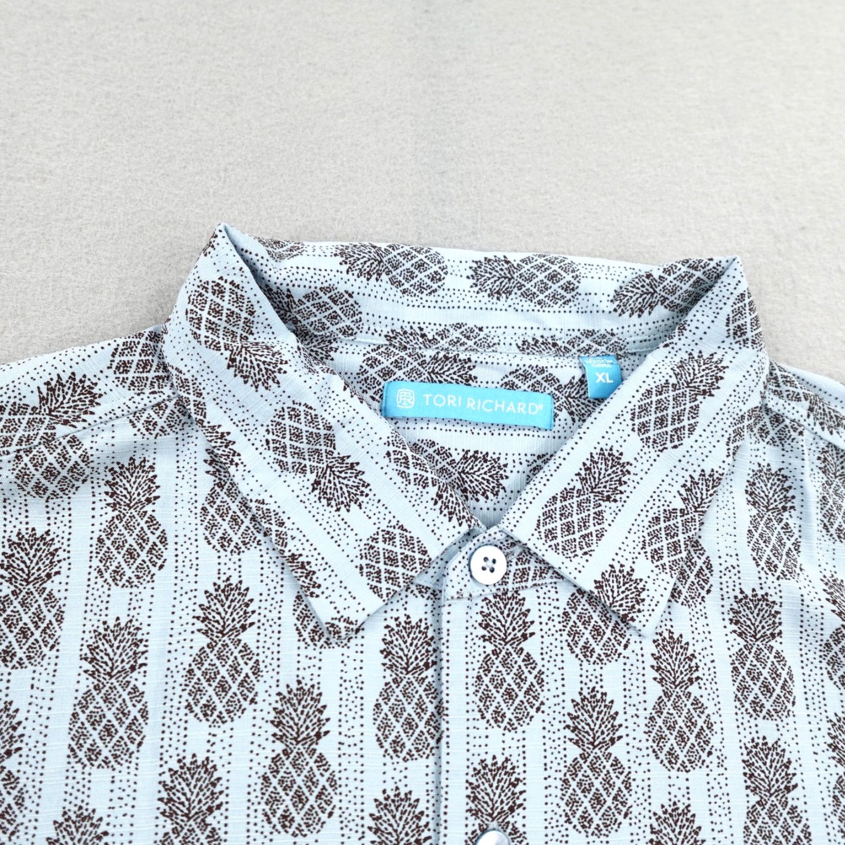 Tori Richard Tori Richard Shirt Mens XL Blue Pineapples Print Hawaiian Aloha Button Up Camp Size US XL / EU 56 / 4 - 2 Thumbnail