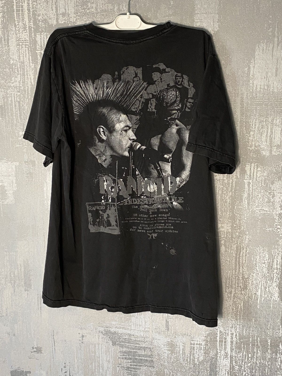 Band Tees × Vintage Vintage Rancid Indestructible Rock Band T-shirt Size US L / EU 52-54 / 3 - 2 Thumbnail