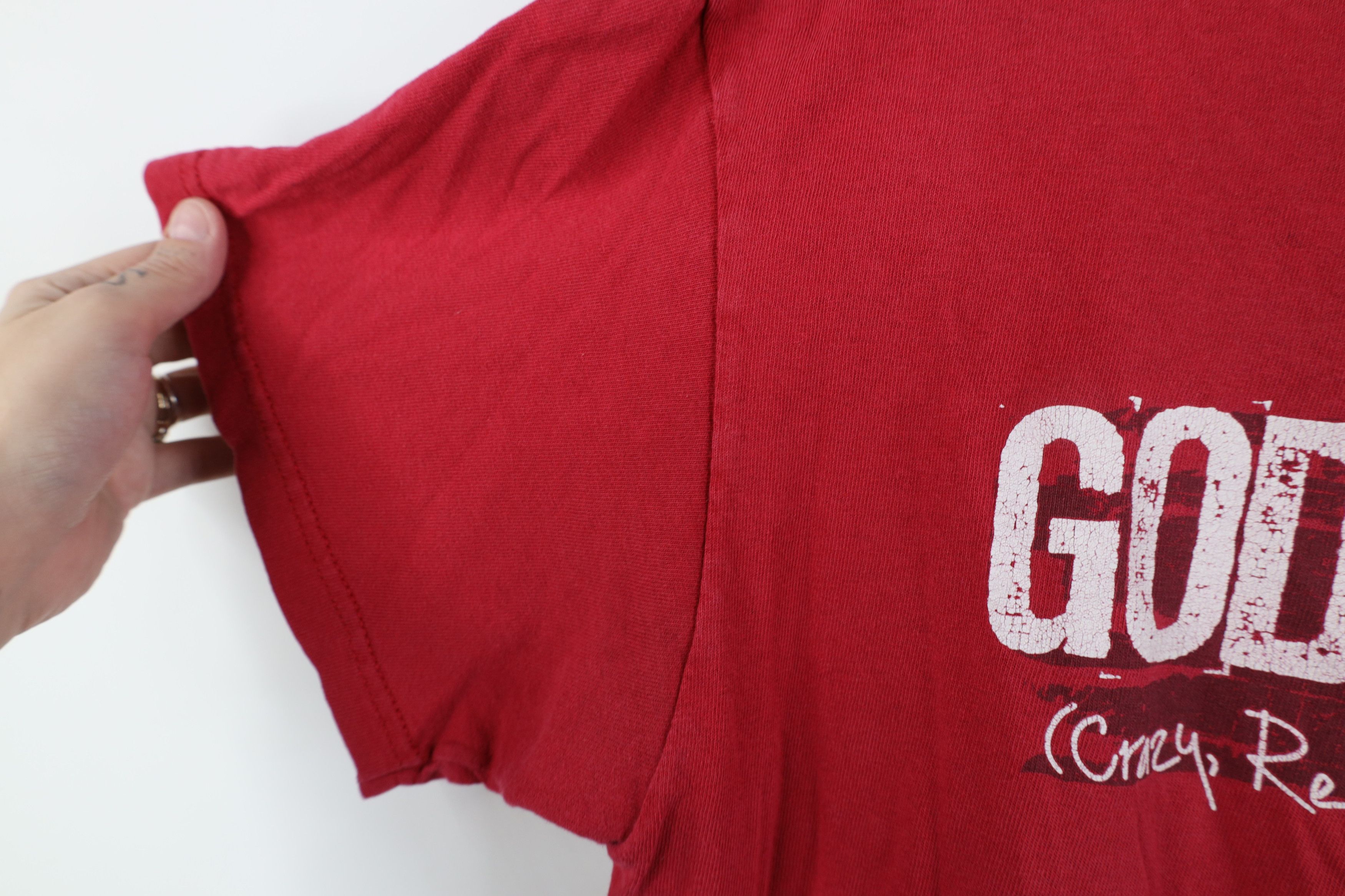 Vintage Vintage Y2K Streetwear God Is Love Christian T-Shirt Red Size US L / EU 52-54 / 3 - 8 Thumbnail