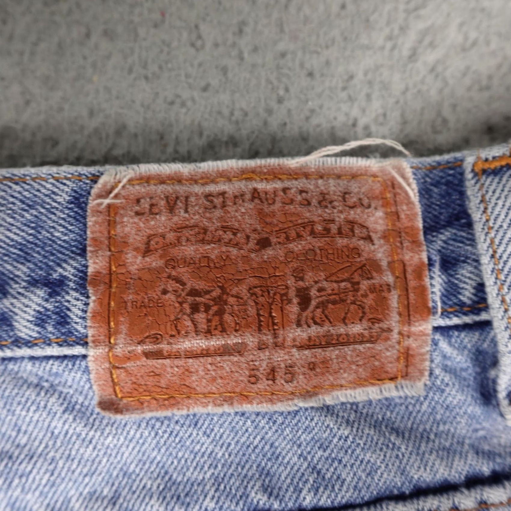 Levi's VINTAGE Levi'S Jeans Mens 40 Blue 40x30 Fits 36x30 Denim Relaxed USA Made 90s Size US 40 / EU 56 - 4 Thumbnail