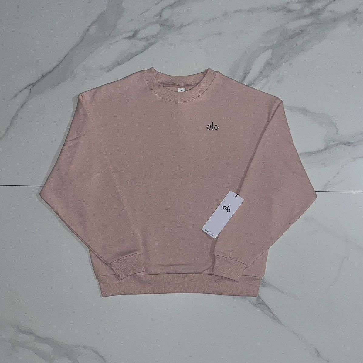 Alo Yoga Alo Yoga Pullover Accolade Logo Crewneck Pink Quartz Small Size S / US 4 / IT 40 - 1 Thumbnail