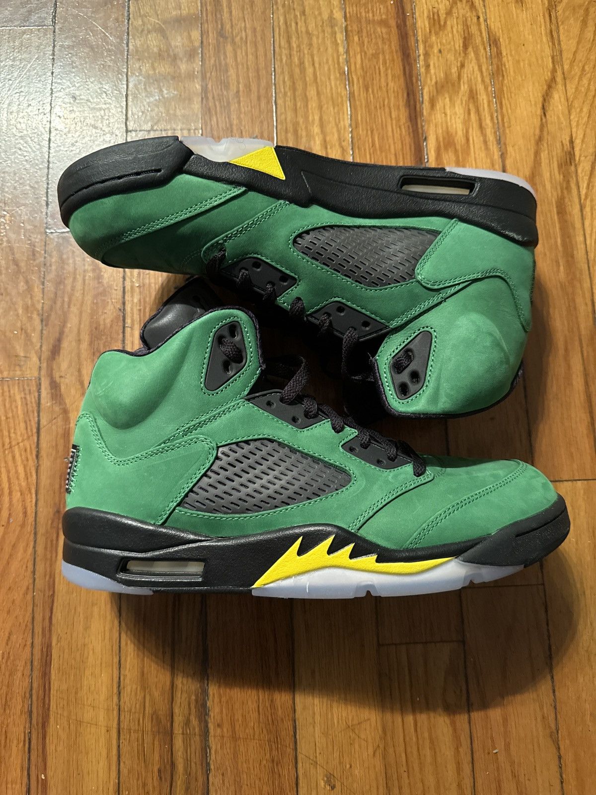 Jordan Brand × Nike Jordan Retro 5 Retro Se Oregon Size US 10 / EU 43 - 2 Thumbnail