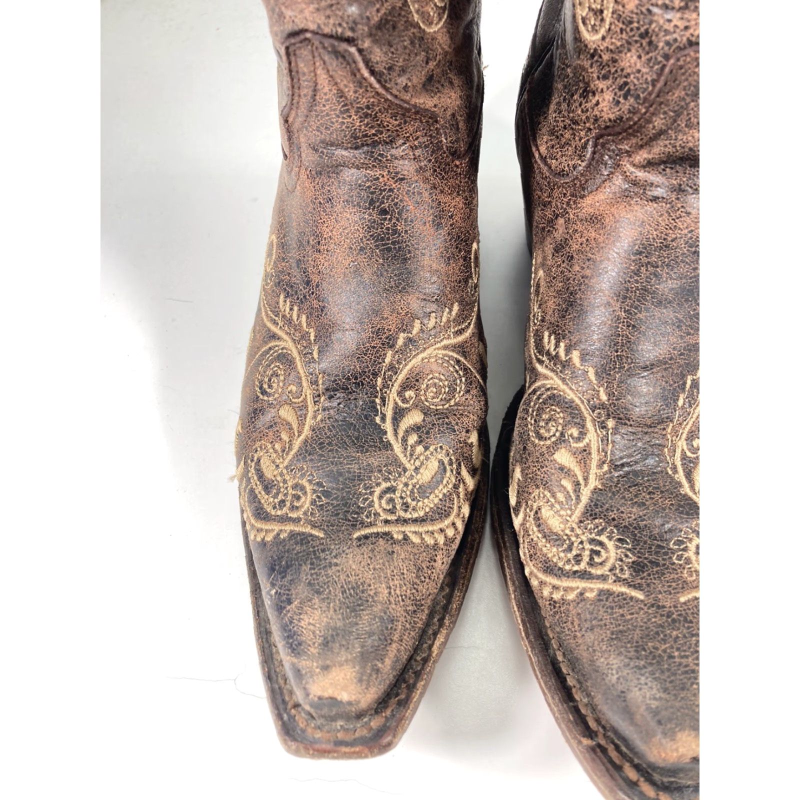 Vintage VINTAGE Circle G Boots Women 7.5 M Brown Leather Floral Western Wedding Snip Toe 5001 Size US 8 / IT 38 - 3 Thumbnail