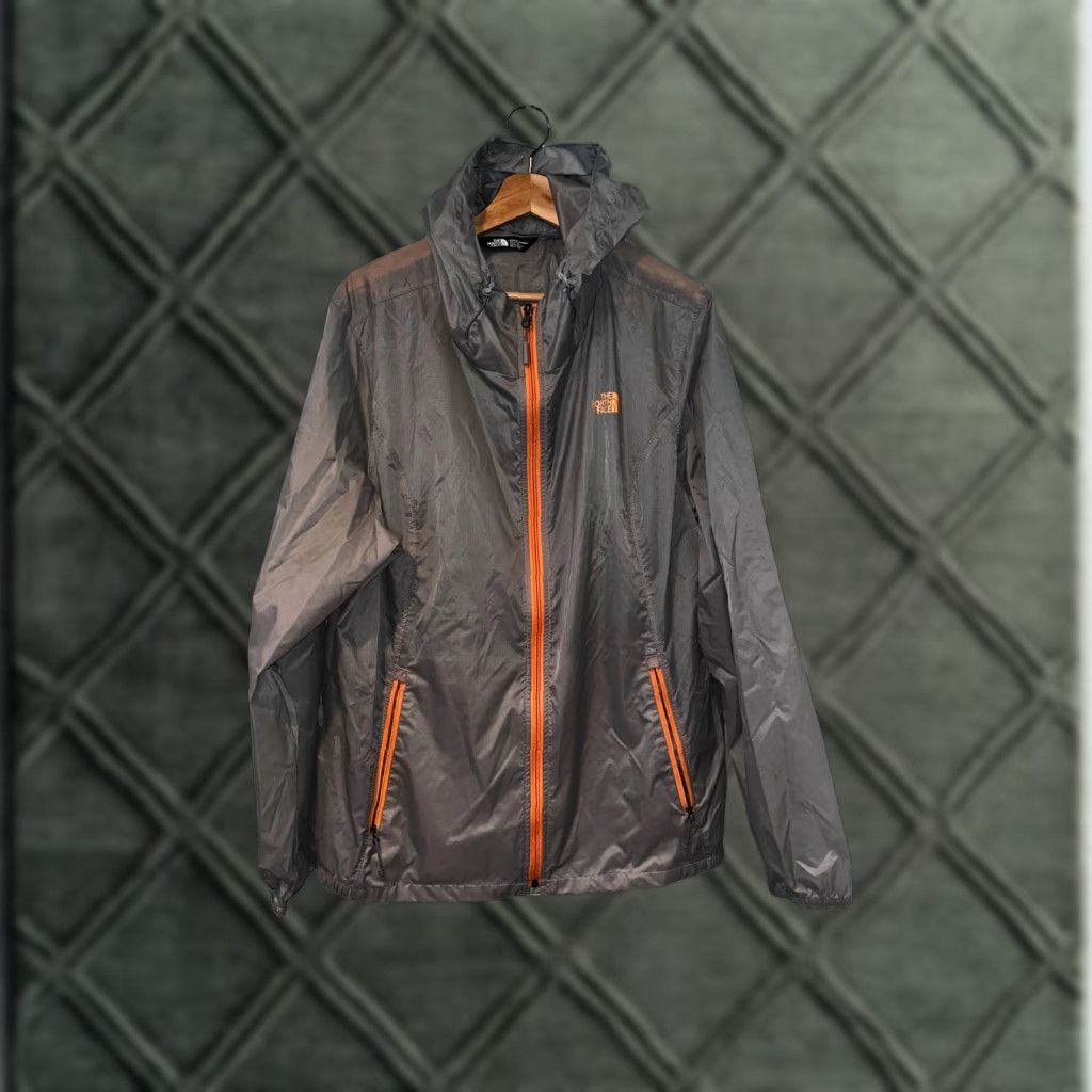The North Face The North Face Cyclone Zip Hoodie Gray 2XL Women’s High Rise Windbreaker Hoodie Lightweight NWT Size XXL / US 16-18 / IT 52-54 - 1 Thumbnail