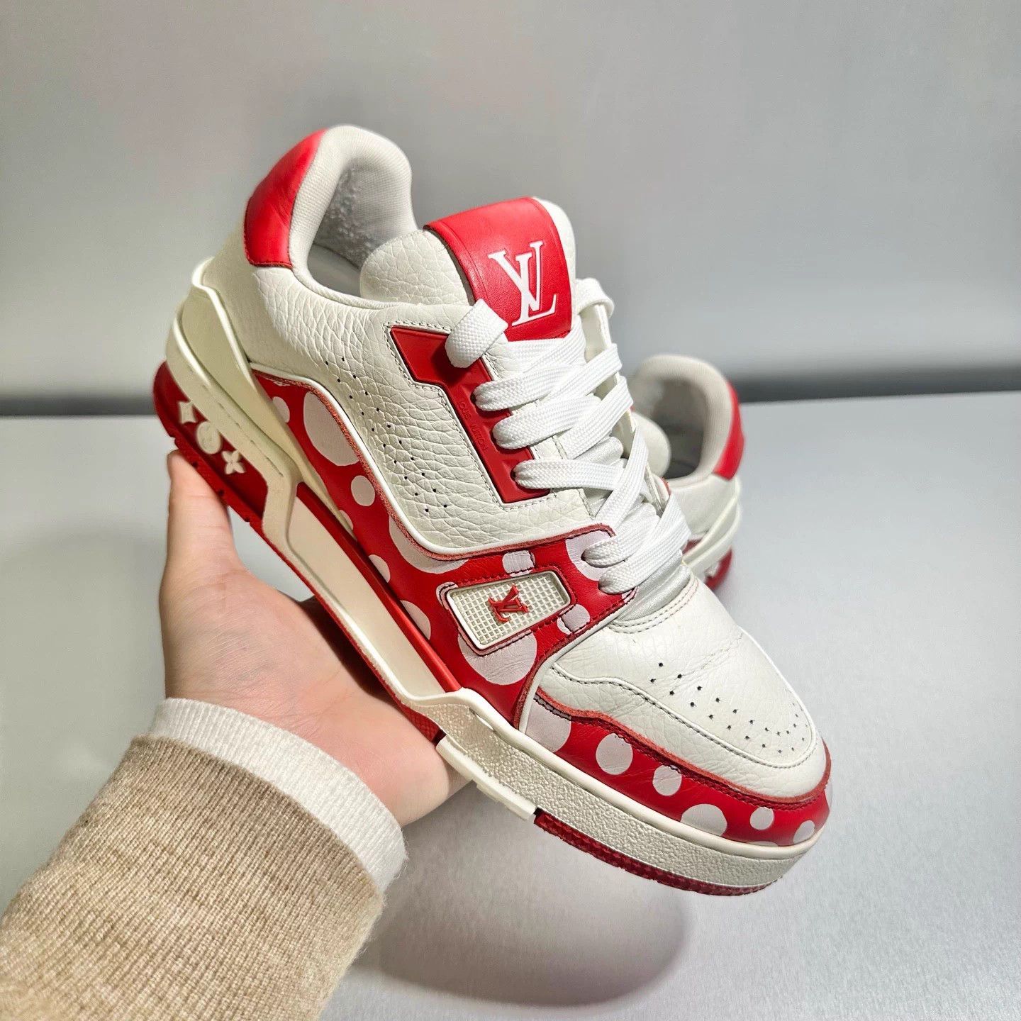 Louis Vuitton Louis Vuitton x Yayoi Kusama Trainer 6/40 Mint Size US 7 / EU 40 - 8 Thumbnail