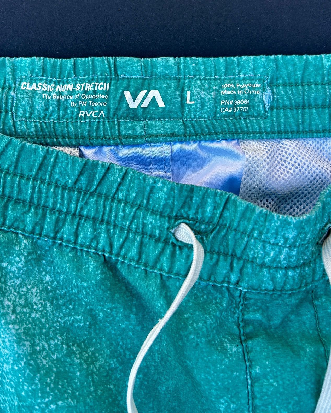 RVCA RVCA - Men’s teal board shorts Size US 34 / EU 50 - 4 Thumbnail