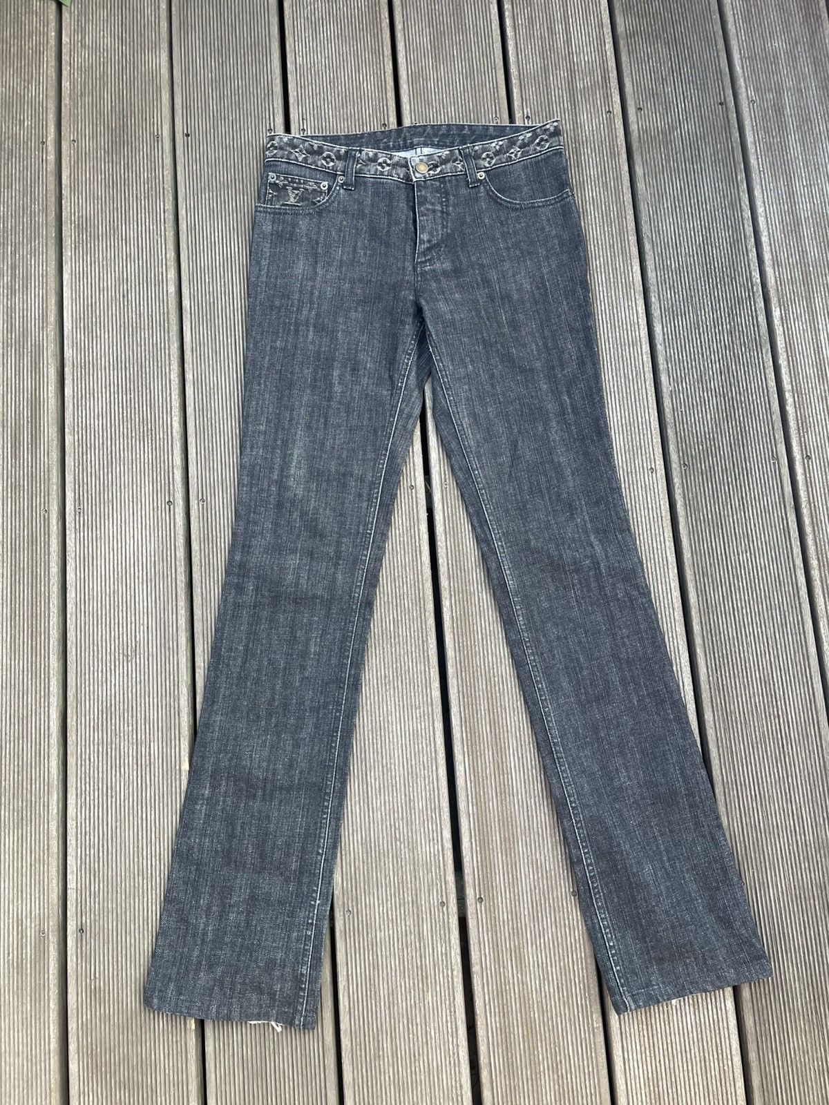 Louis Vuitton Louis Vuitton LV pants vintage logo jean pants monogram Size 26" / US 2 / IT 38 - 2 Thumbnail