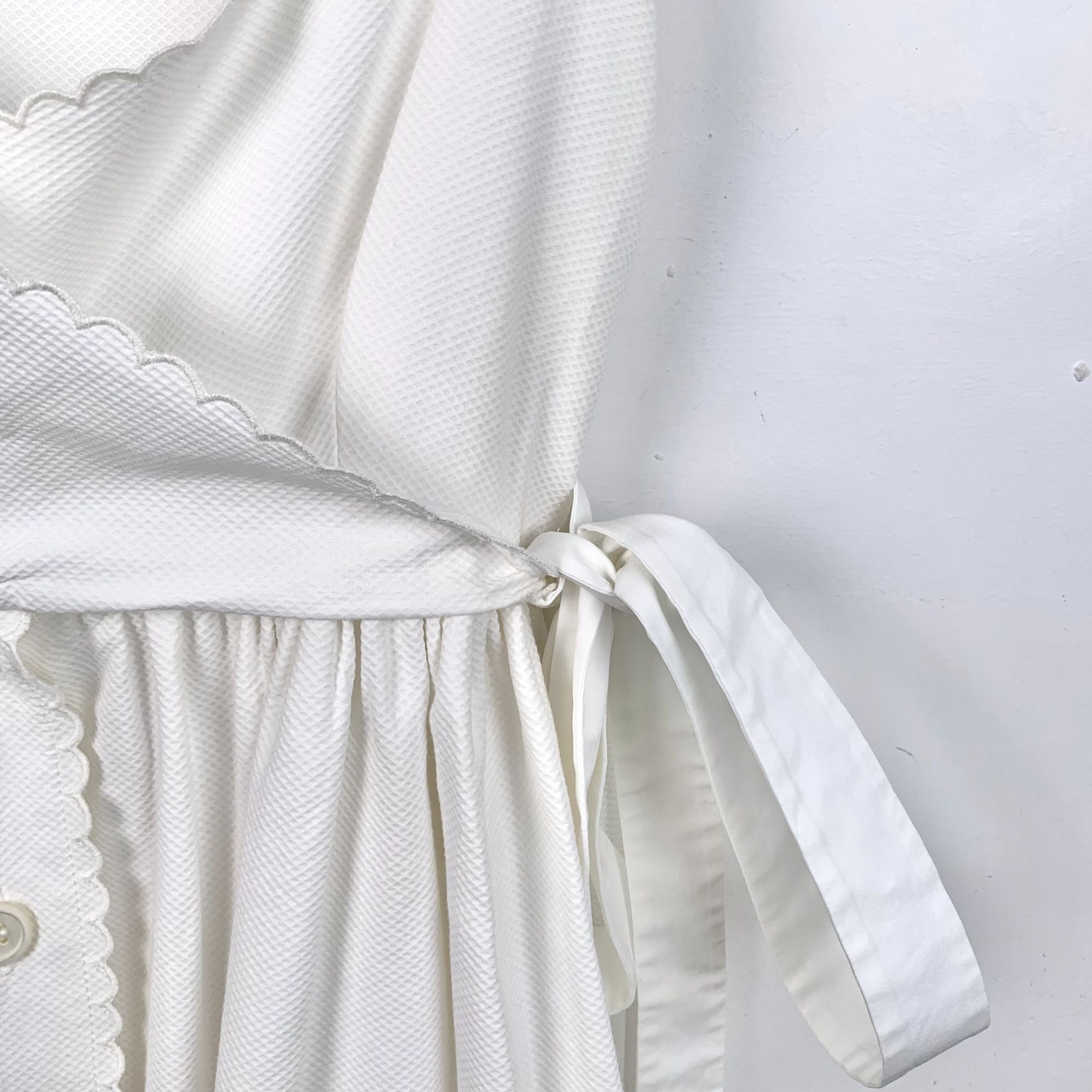 Miu Miu H11416 Miu Miu White Sleeveless Midi Wrap Dress Size M / US 6-8 / IT 42-44 - 4 Thumbnail