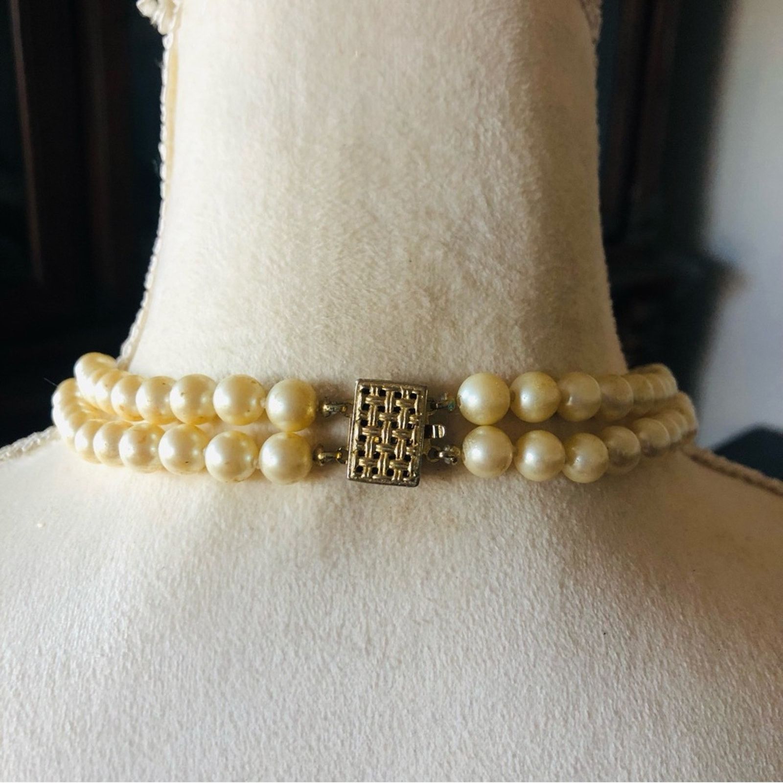 Vintage Vintage double strand classic cream pearl necklace Size ONE SIZE - 7 Thumbnail