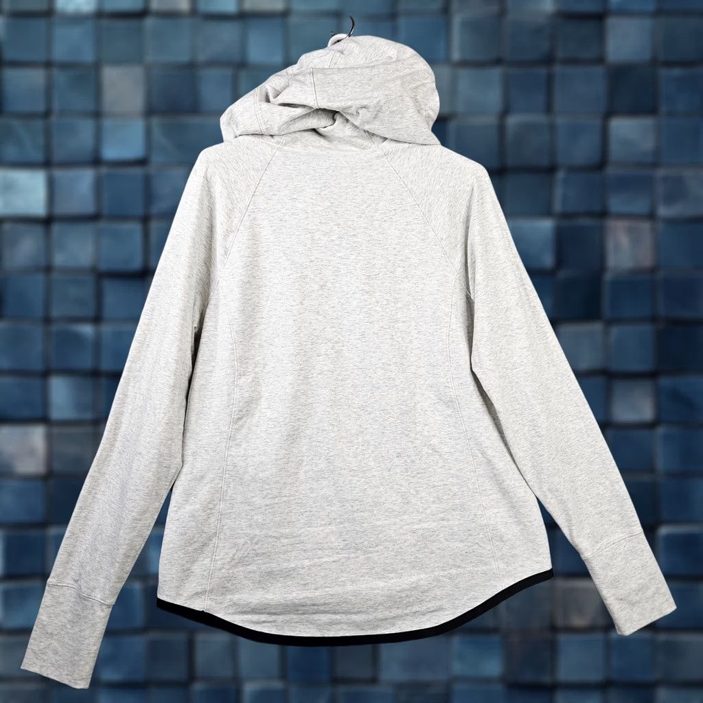 Athleta ATHLETA Hoodie Sweatshirt Pullover Women's L Light Grey Raglan Sleeve Logo Activewear All Seasons Seasonal Fall Winter Spring Summer Size L / US 10 / IT 46 - 1 Thumbnail