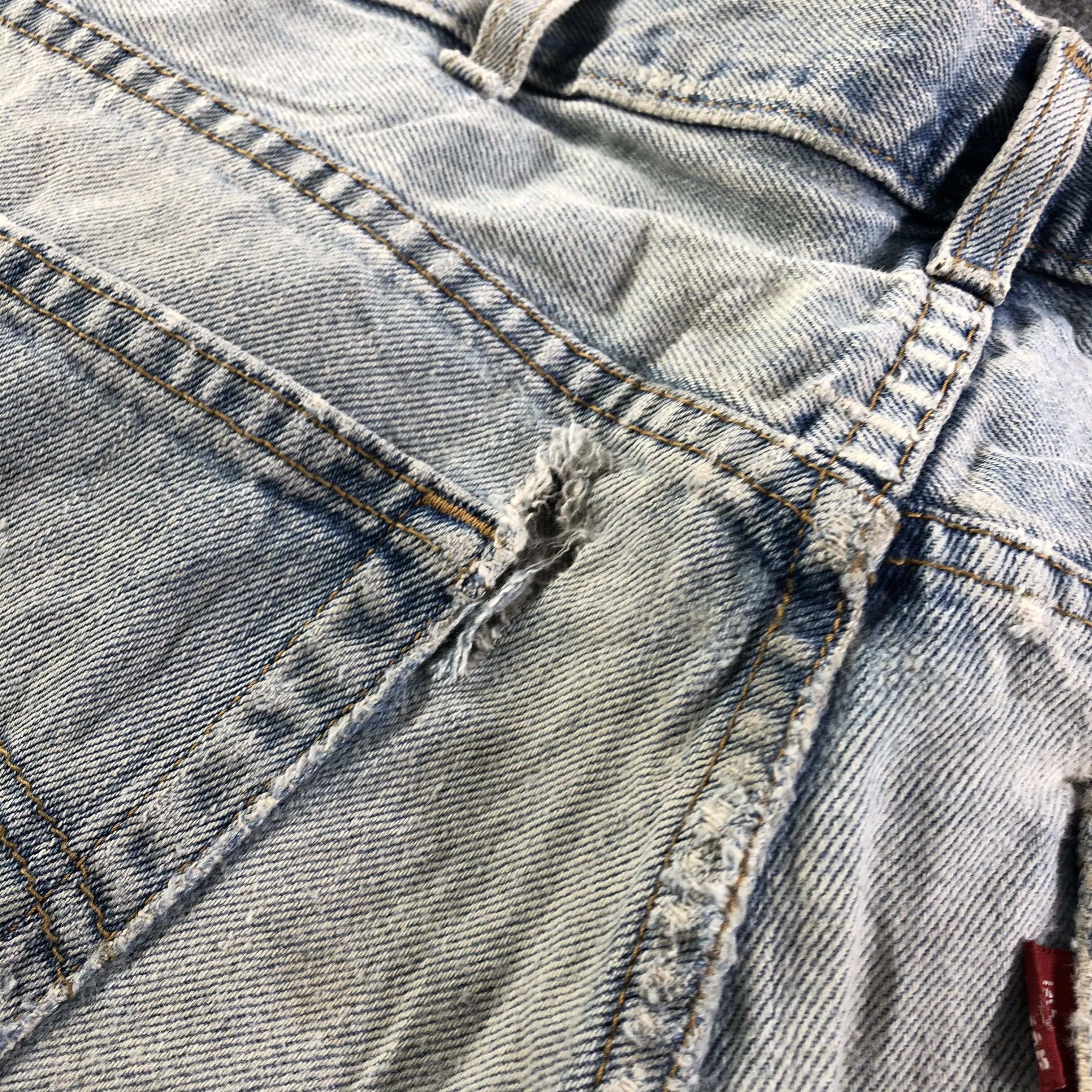 Levi's Vintage Levis 560 Jeans-J3231 Size US 39 - 8 Thumbnail