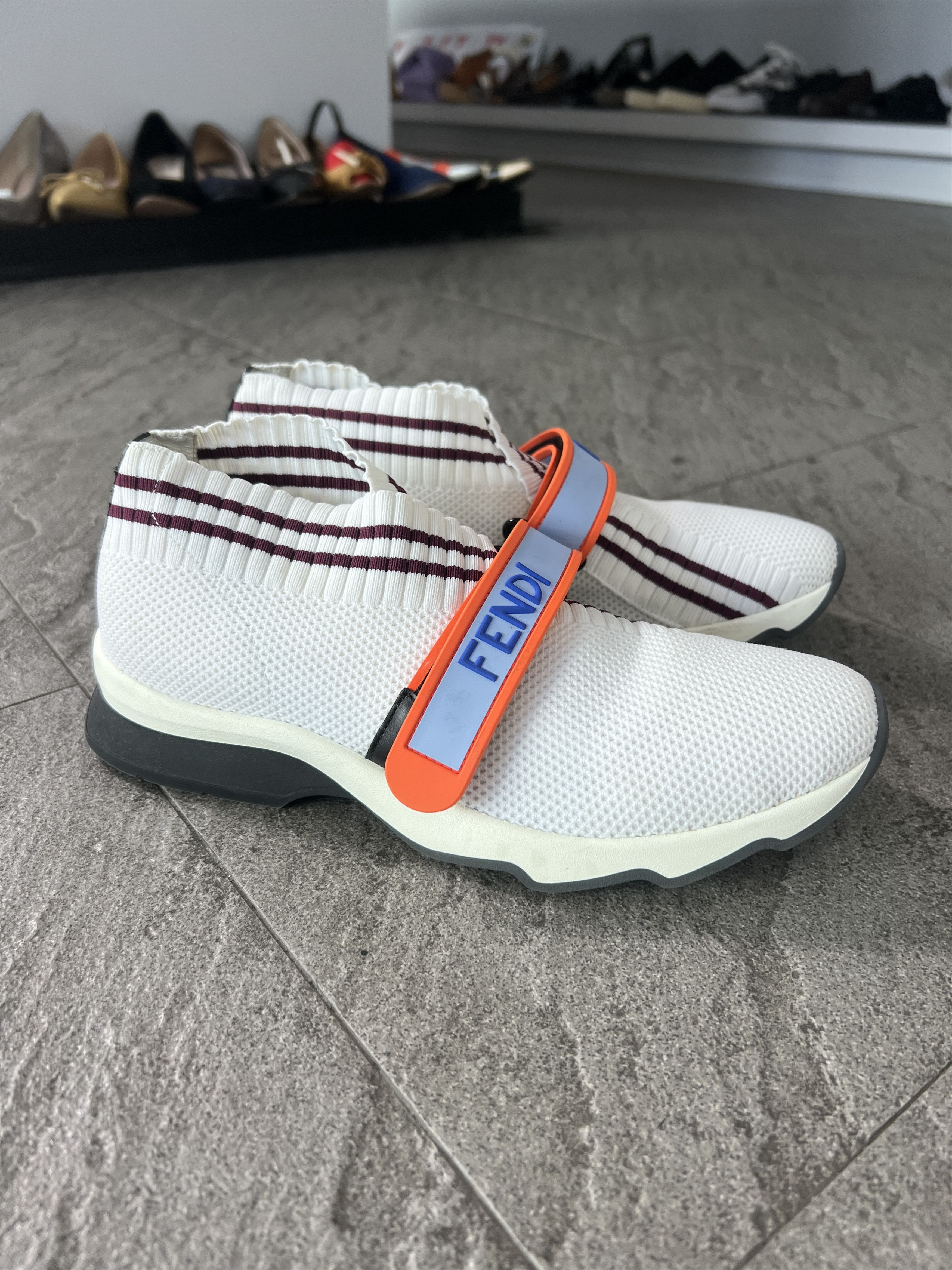 Fendi FENDI LOVE Strap Sock Sneakers White EU38 Size US 8 / IT 38 - 4 Thumbnail